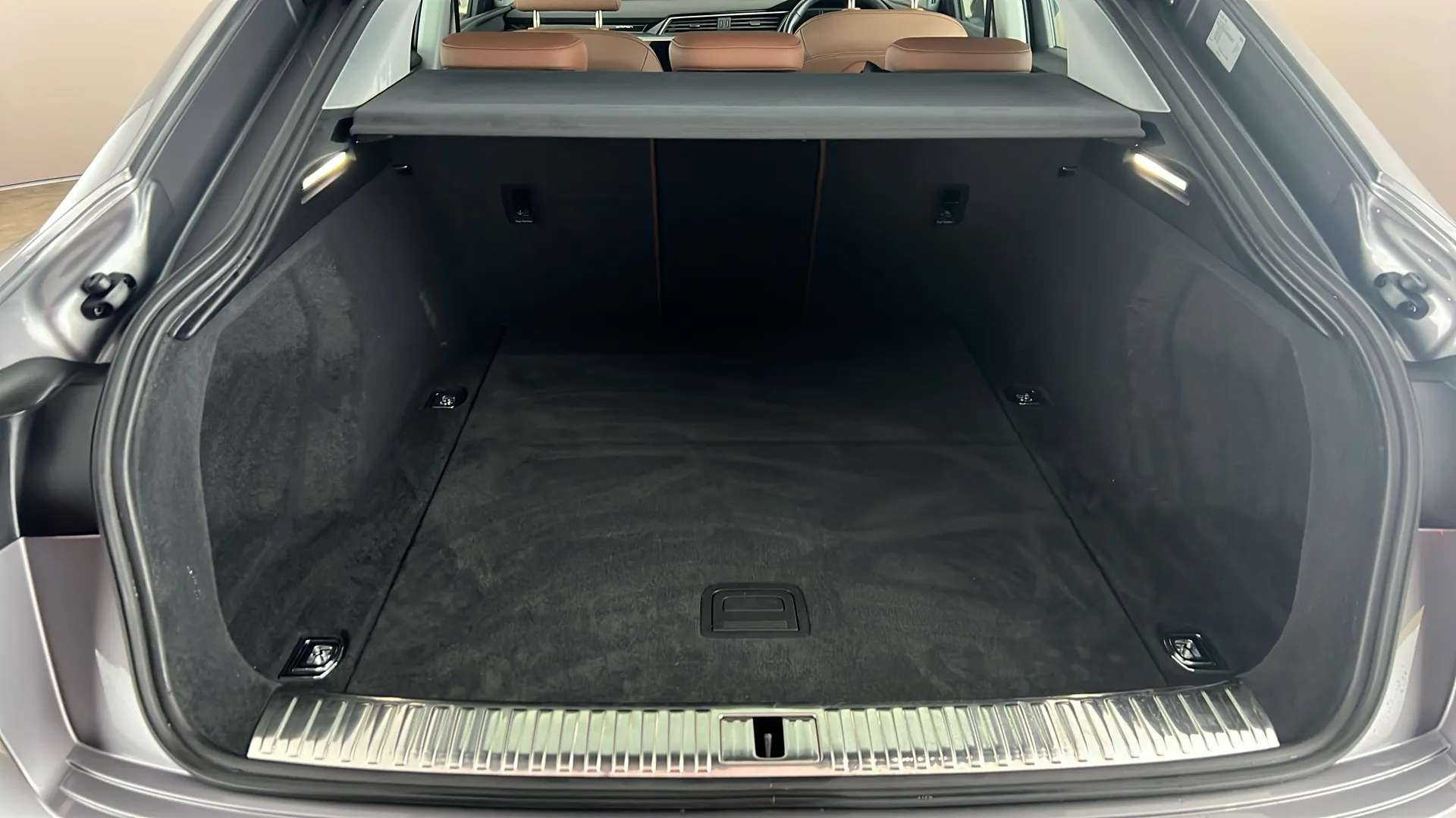 2022 AUDI E-TRON 2022 AUDI E-TRON