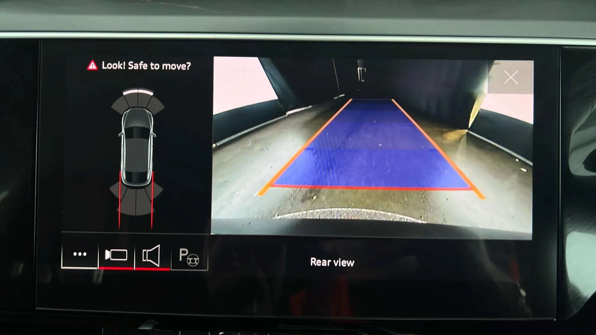 2022 AUDI E-TRON 2022 AUDI E-TRON