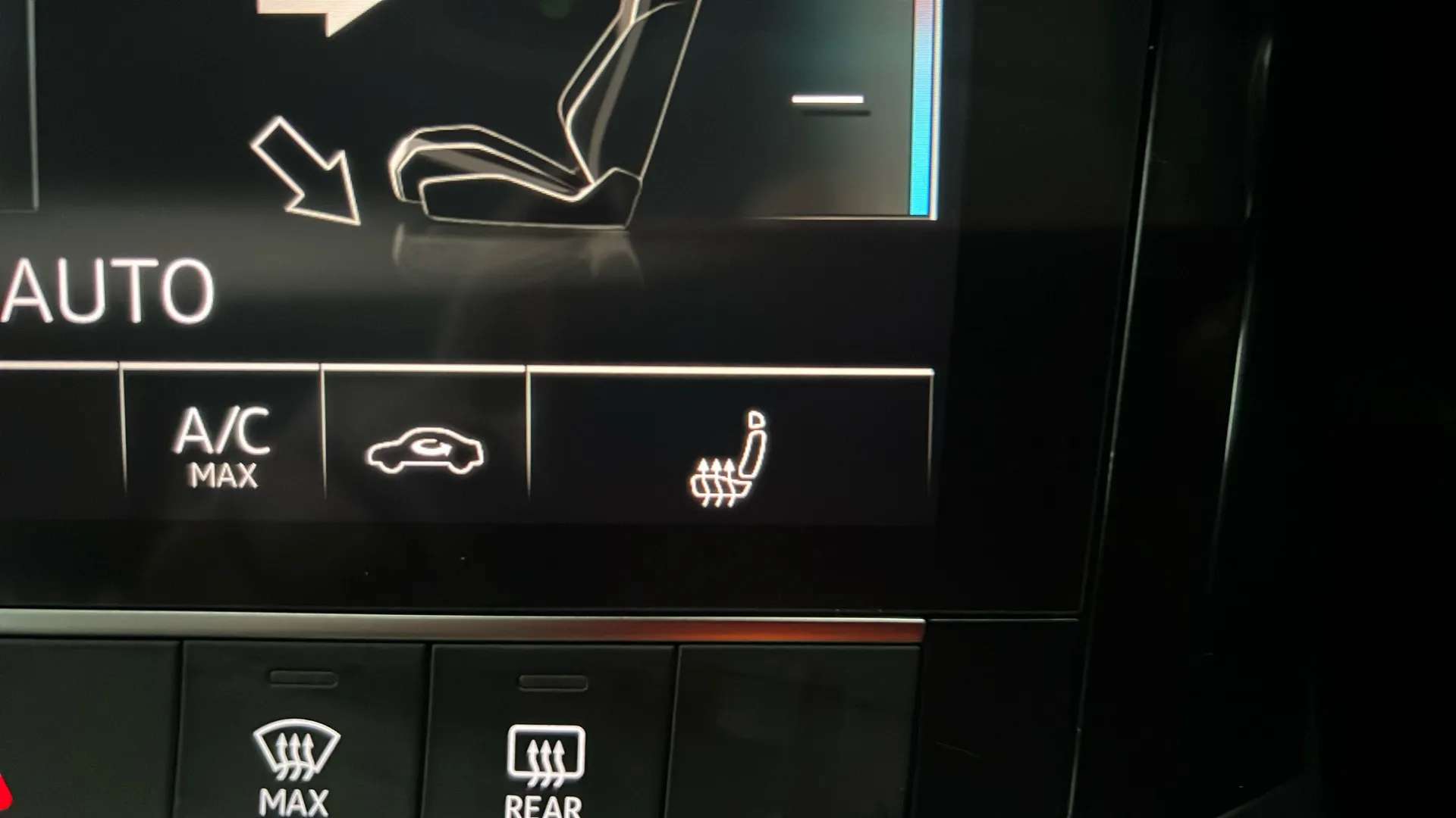 2022 AUDI E-TRON 2022 AUDI E-TRON