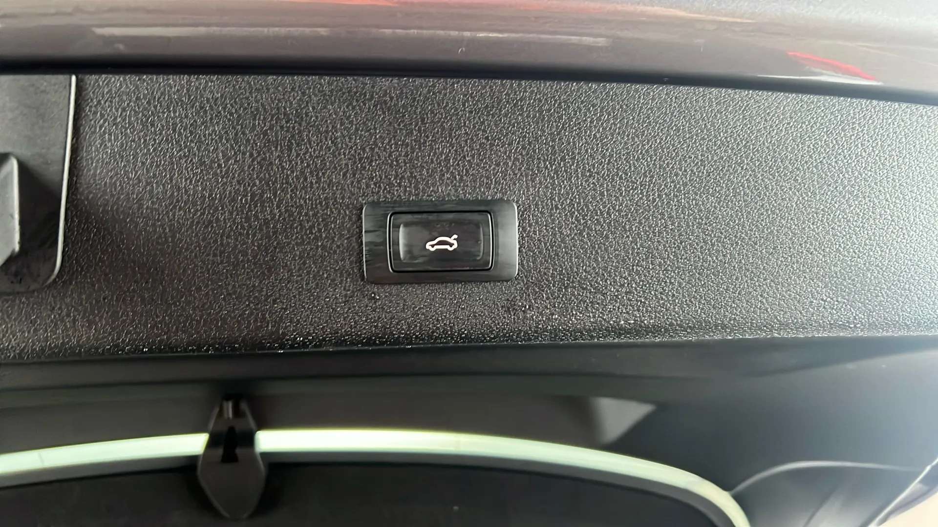 2022 AUDI E-TRON 2022 AUDI E-TRON