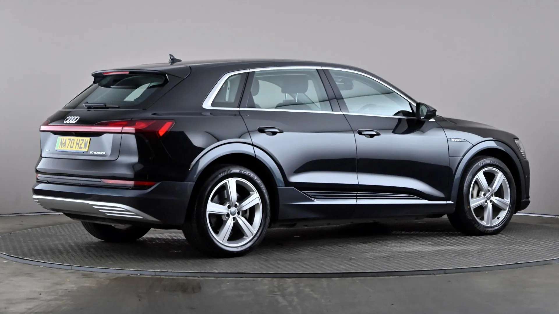 2020 AUDI E-TRON 2020 AUDI E-TRON