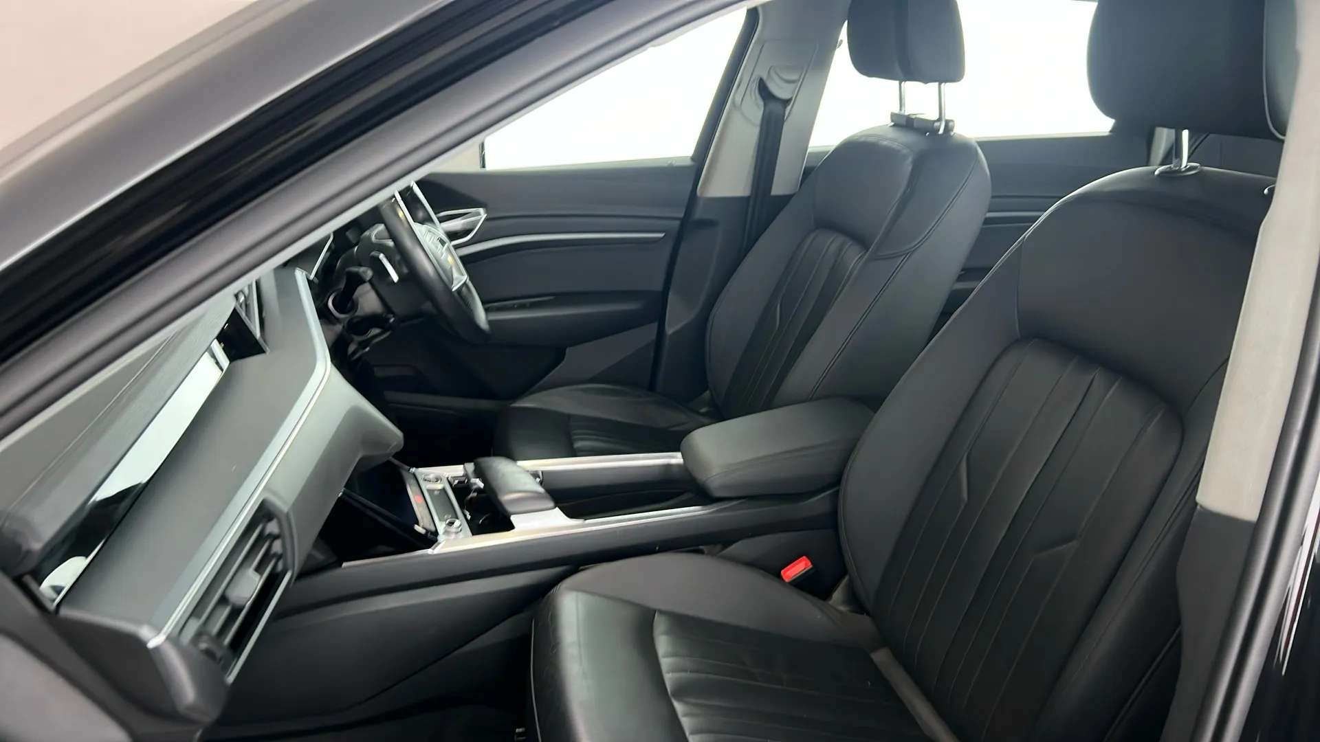 2020 AUDI E-TRON 2020 AUDI E-TRON