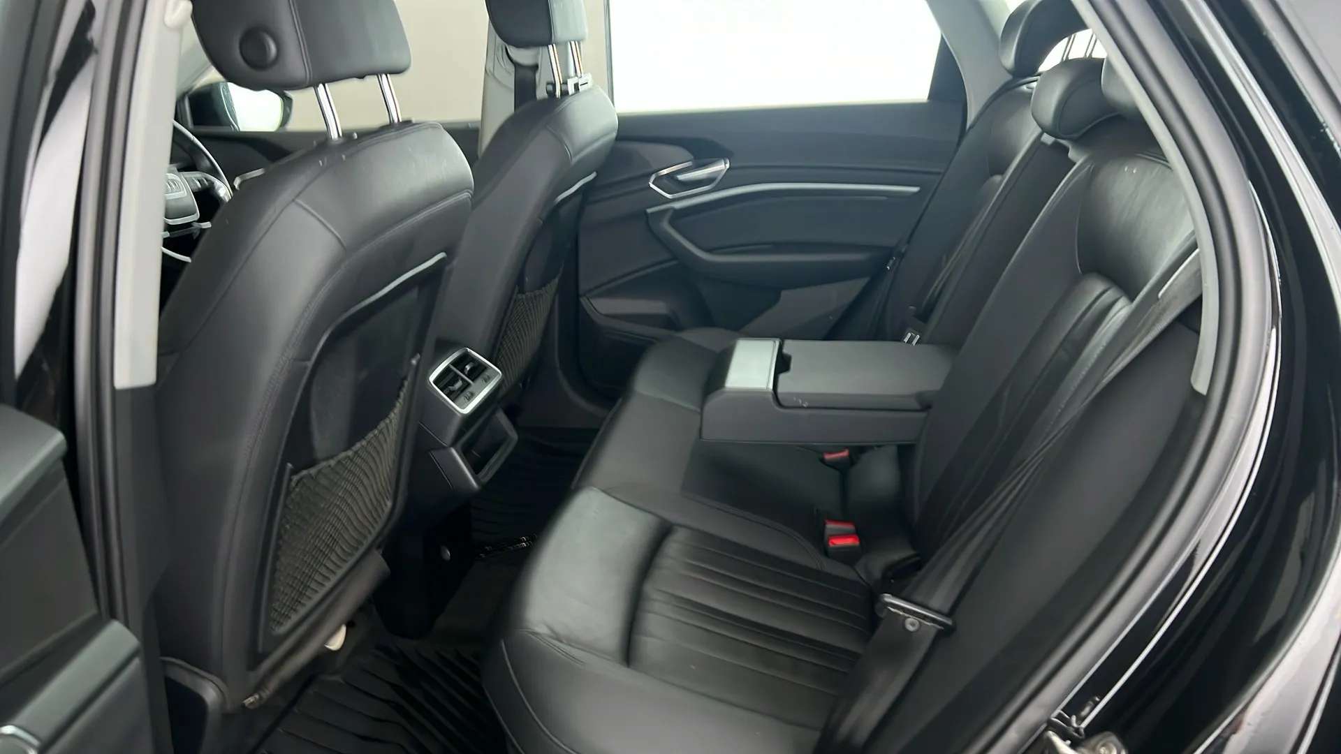 2020 AUDI E-TRON 2020 AUDI E-TRON