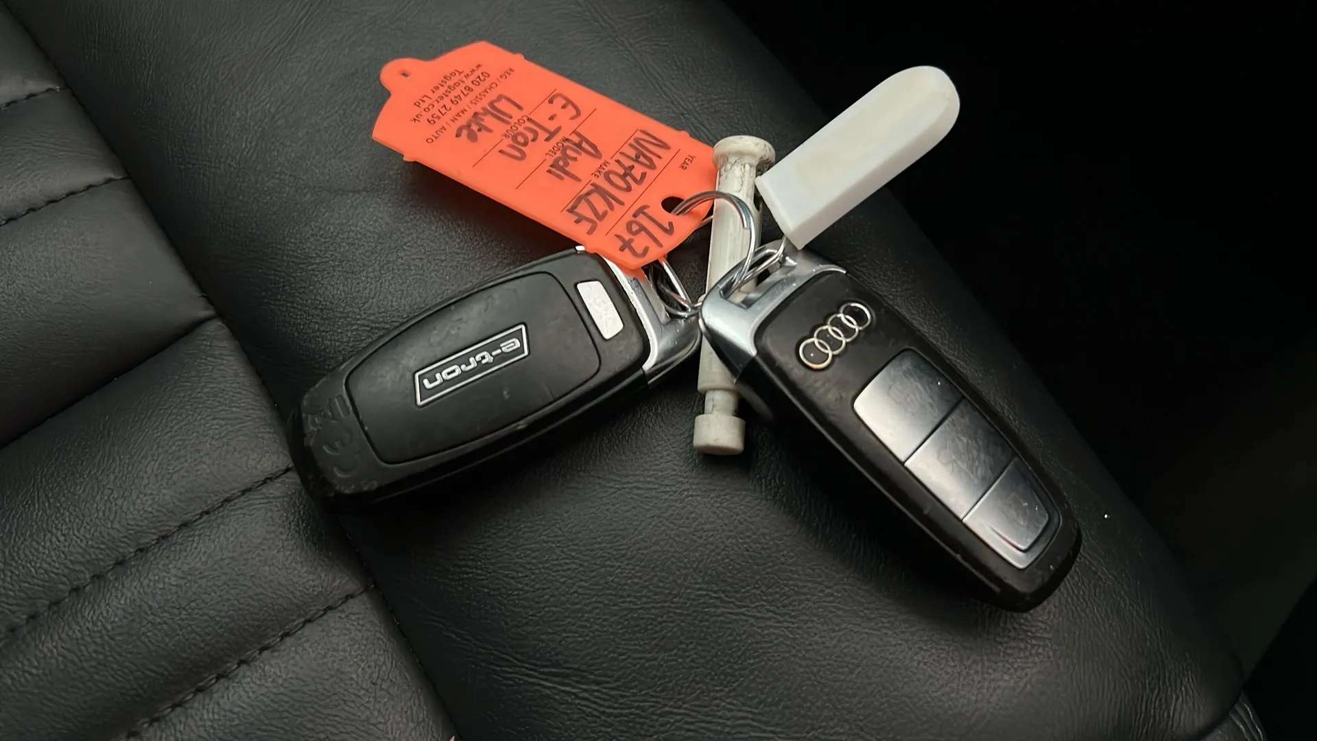 2020 AUDI E-TRON 2020 AUDI E-TRON