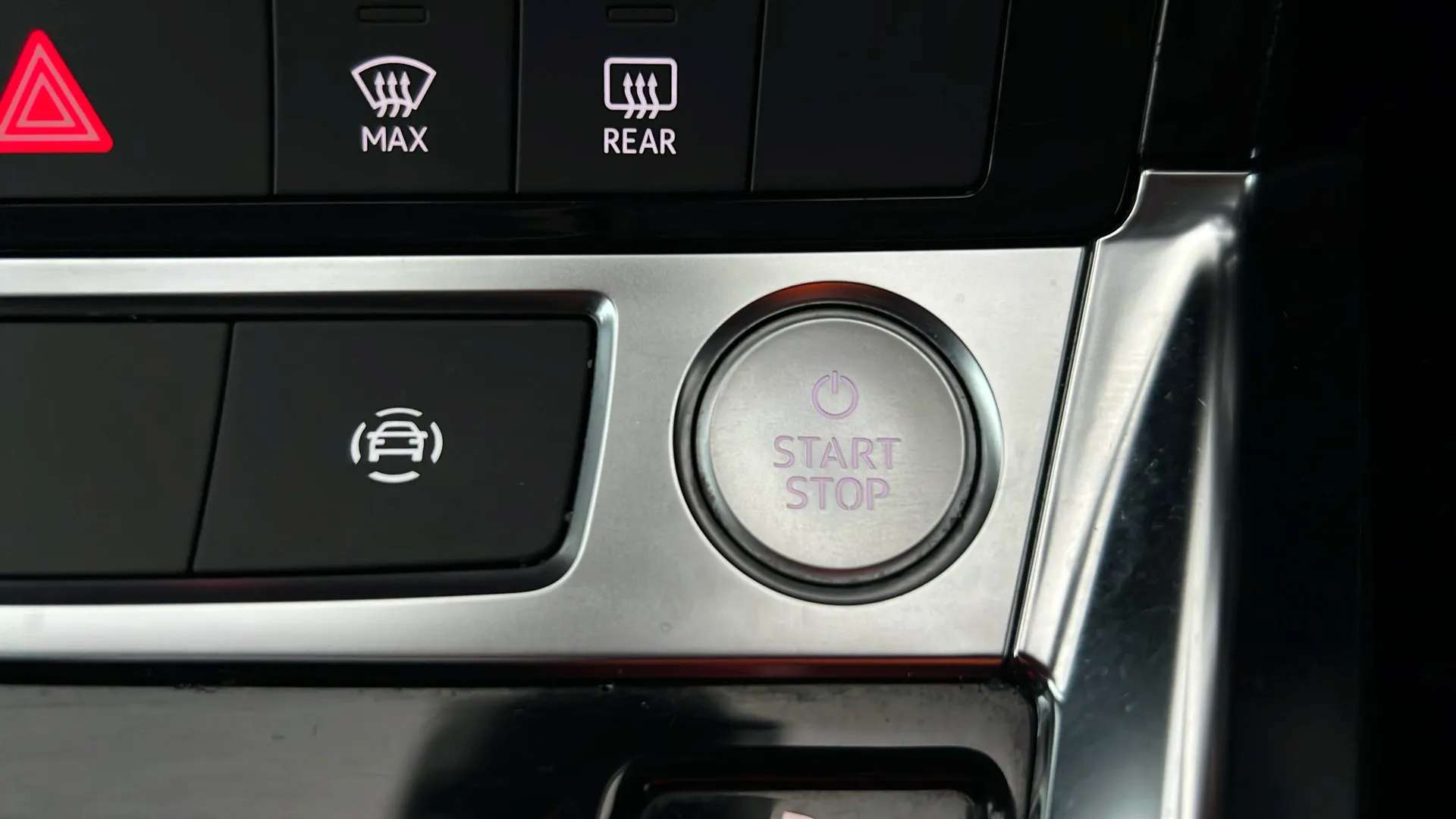 2020 AUDI E-TRON 2020 AUDI E-TRON