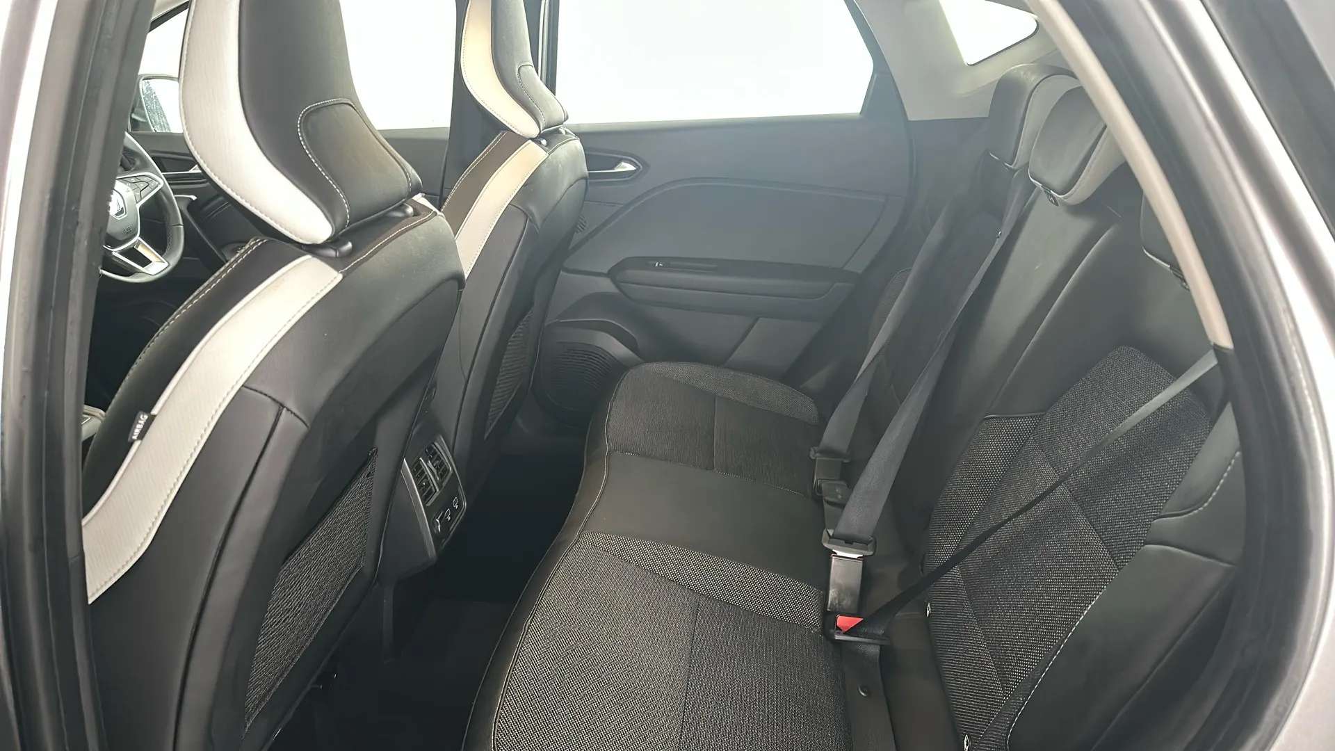 2024 RENAULT CAPTUR 2024 RENAULT CAPTUR