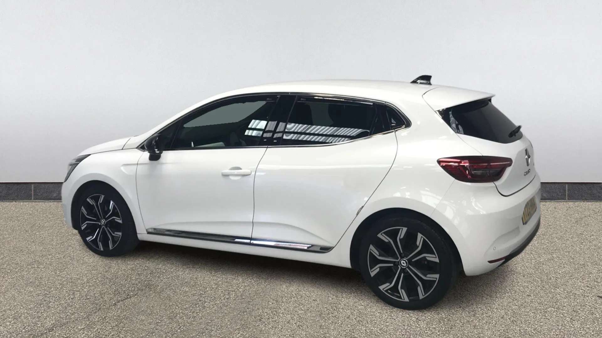 A 2023 RENAULT CLIO 1.6 E-TECH full hybrid 145 Techno Auto A 2023 RENAULT CLIO 1.6 E-TECH full hybrid 145 Techno Auto