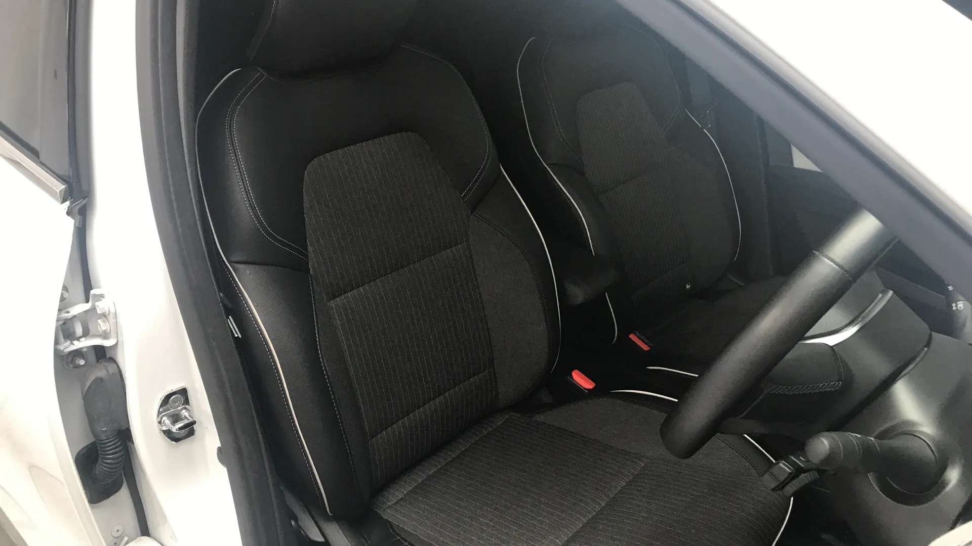 2023 RENAULT CLIO 2023 RENAULT CLIO