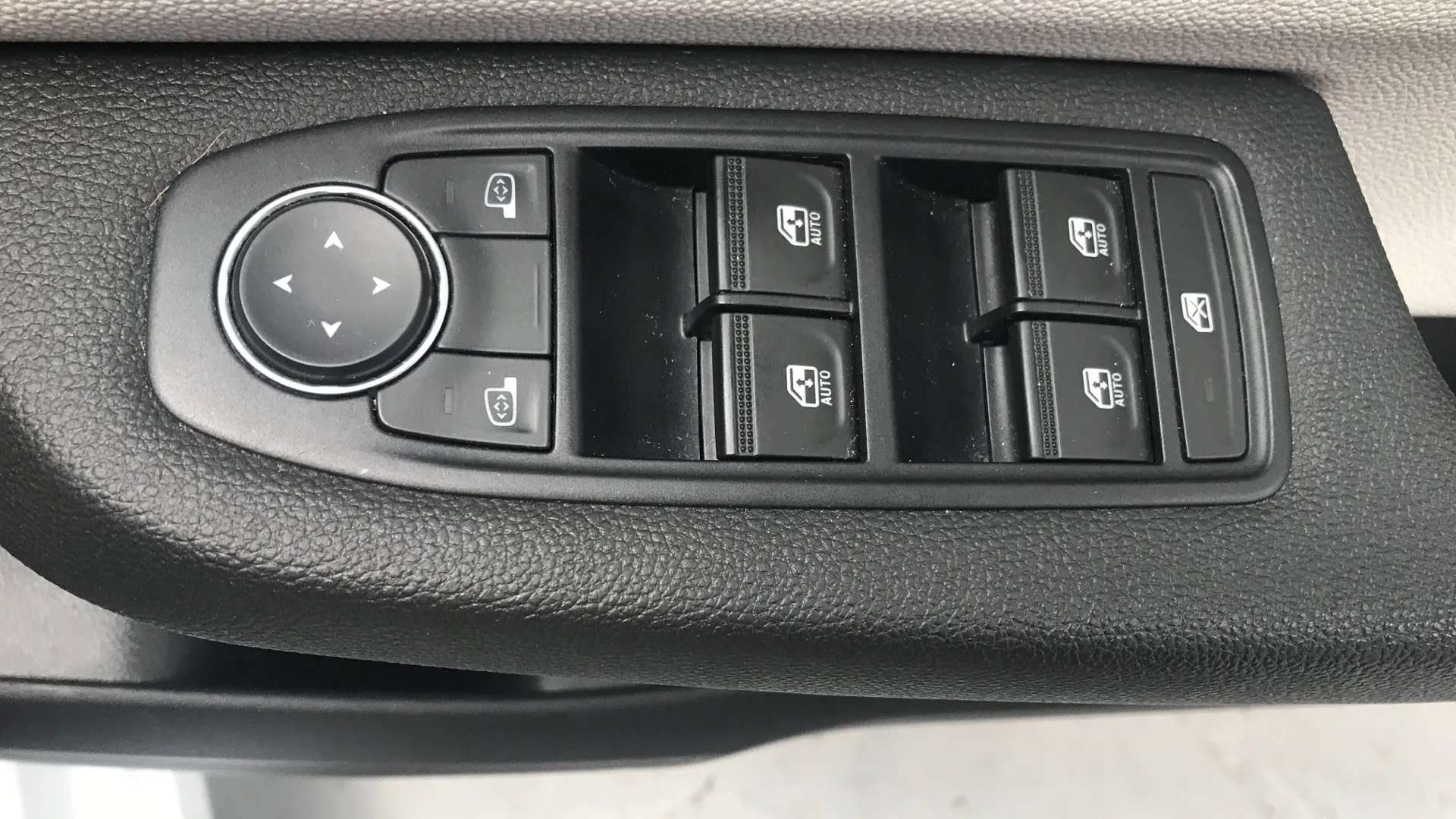 2023 RENAULT CLIO 2023 RENAULT CLIO