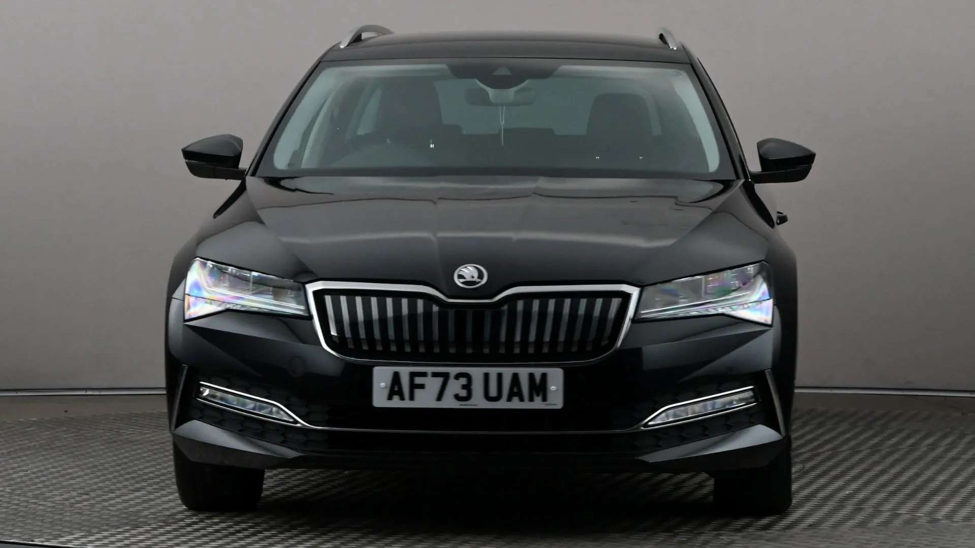 A 2023 SKODA SUPERB 1.4 TSI iV SE Technology DSG A 2023 SKODA SUPERB 1.4 TSI iV SE Technology DSG