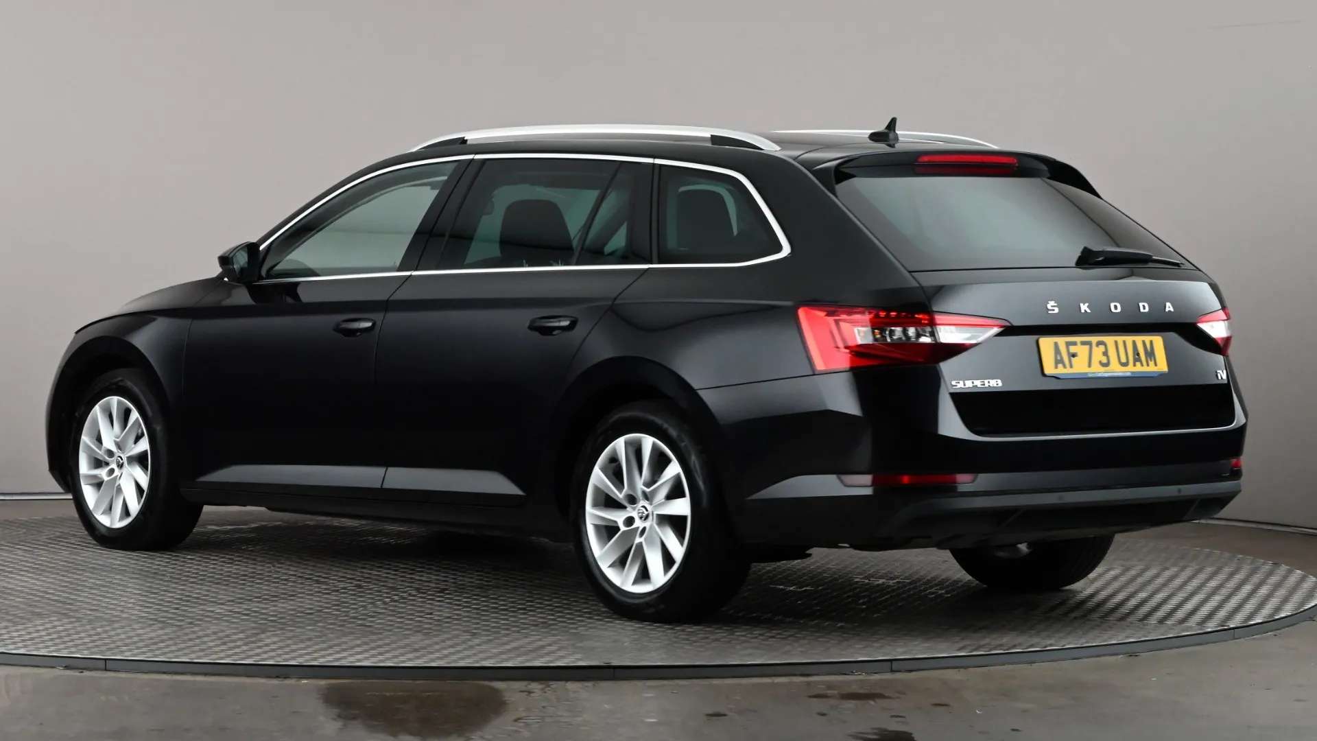 A 2023 SKODA SUPERB 1.4 TSI iV SE Technology DSG A 2023 SKODA SUPERB 1.4 TSI iV SE Technology DSG