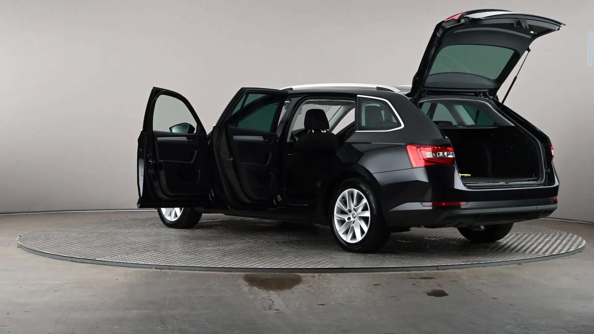 2023 SKODA SUPERB 2023 SKODA SUPERB