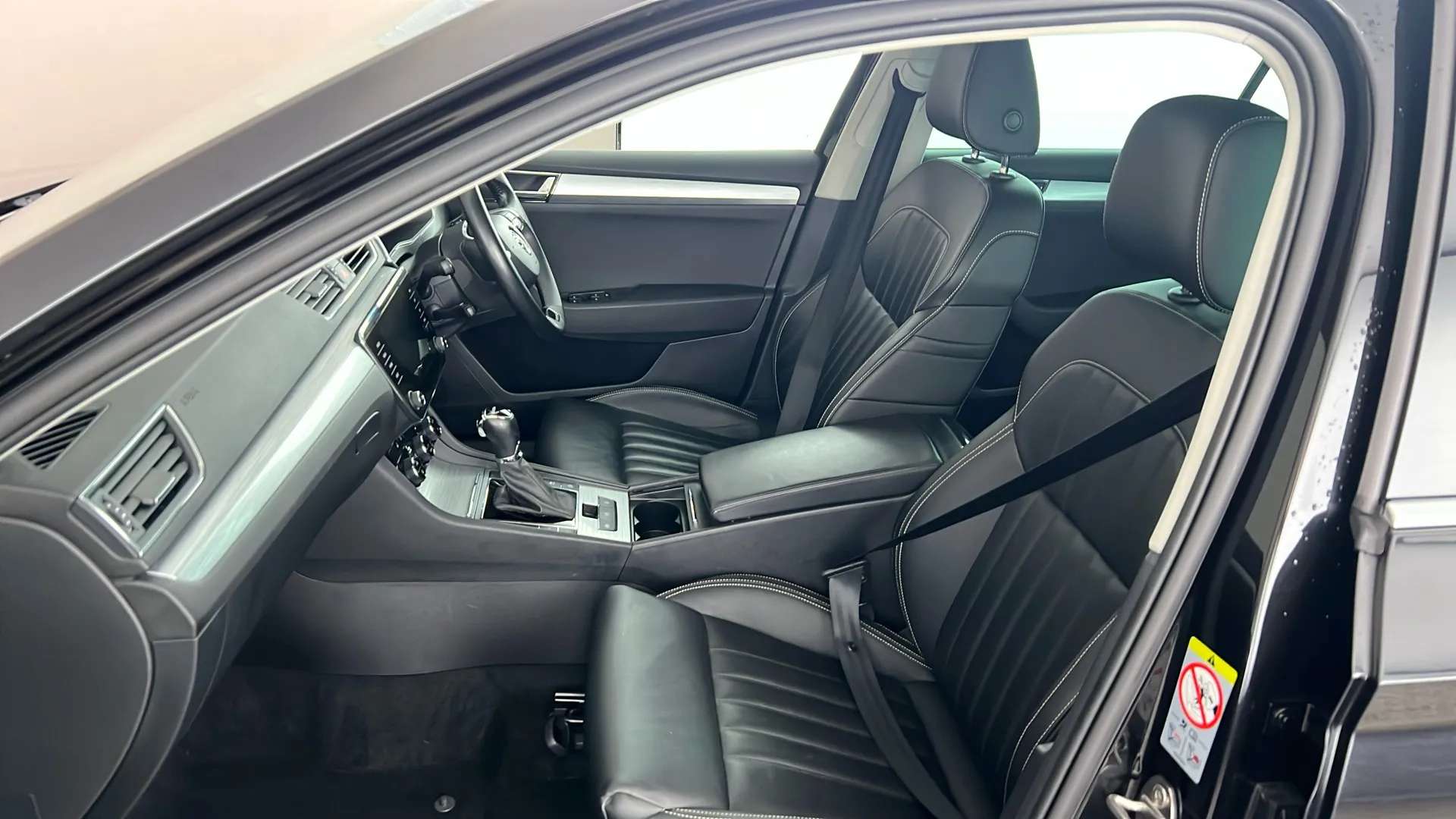 2023 SKODA SUPERB 2023 SKODA SUPERB