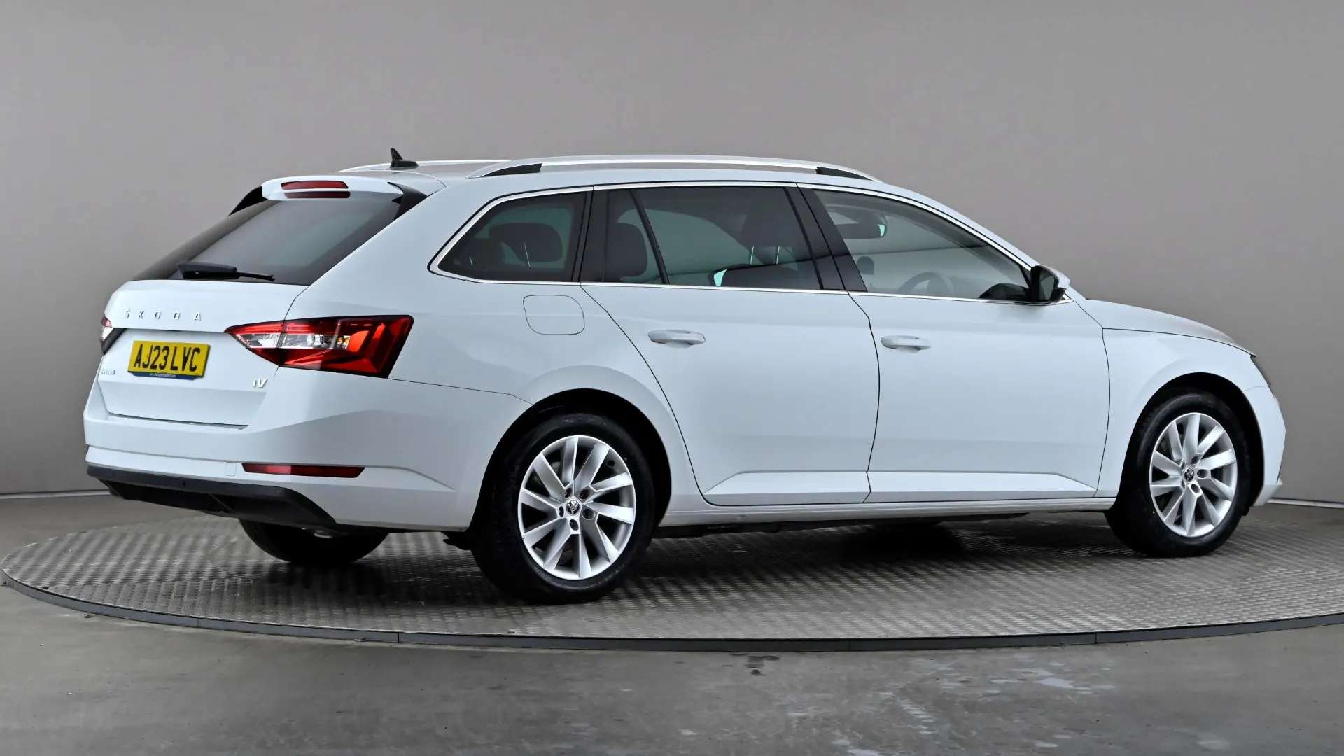 2023 SKODA SUPERB 2023 SKODA SUPERB