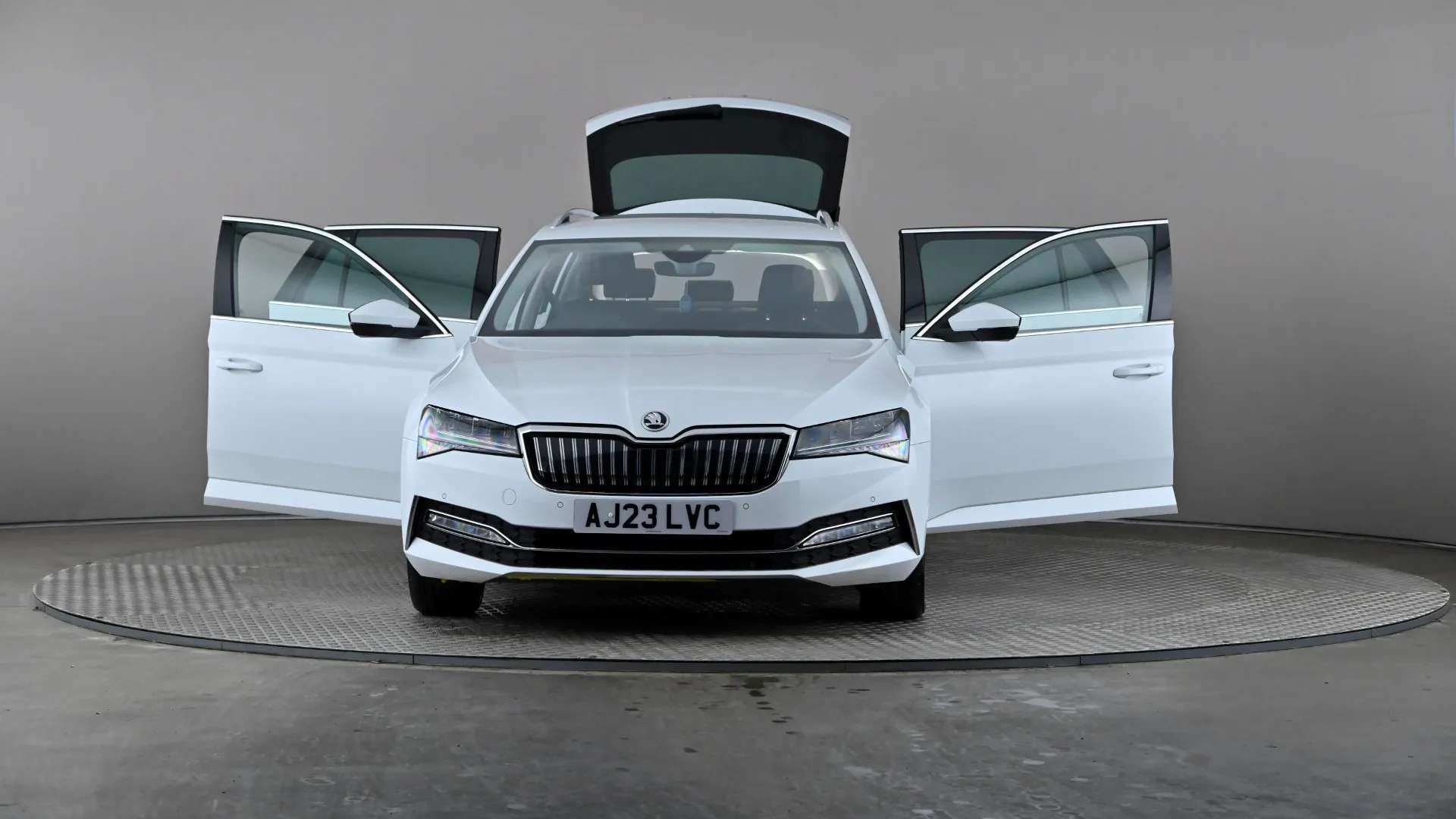 2023 SKODA SUPERB 2023 SKODA SUPERB