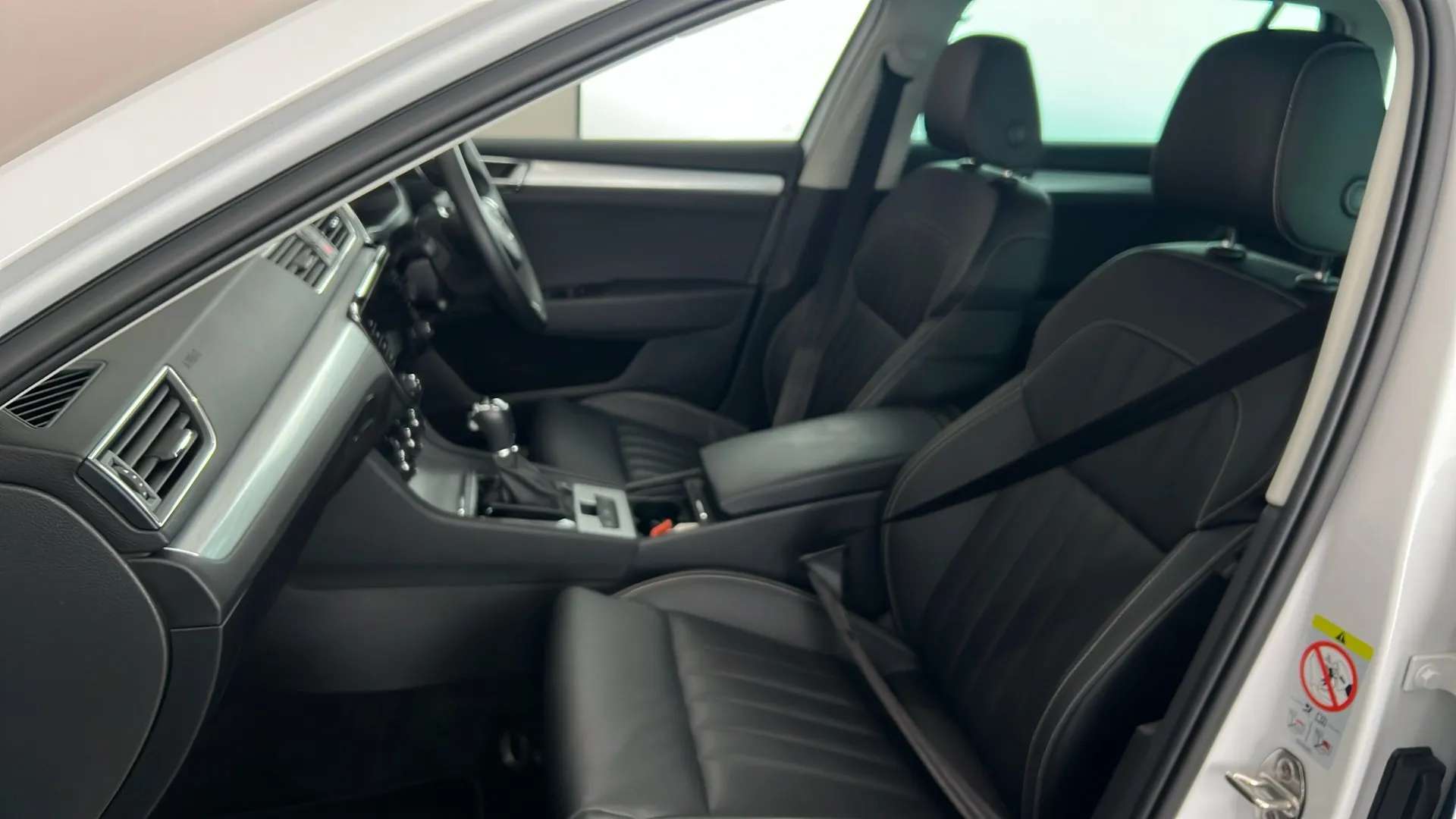 2023 SKODA SUPERB 2023 SKODA SUPERB