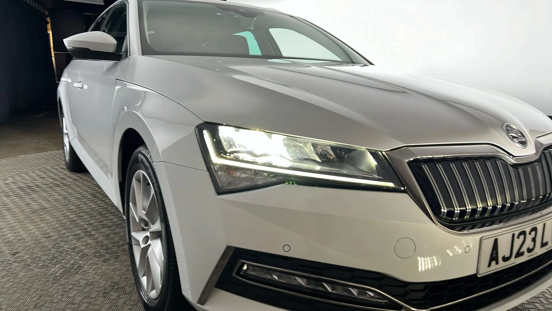 2023 SKODA SUPERB 2023 SKODA SUPERB