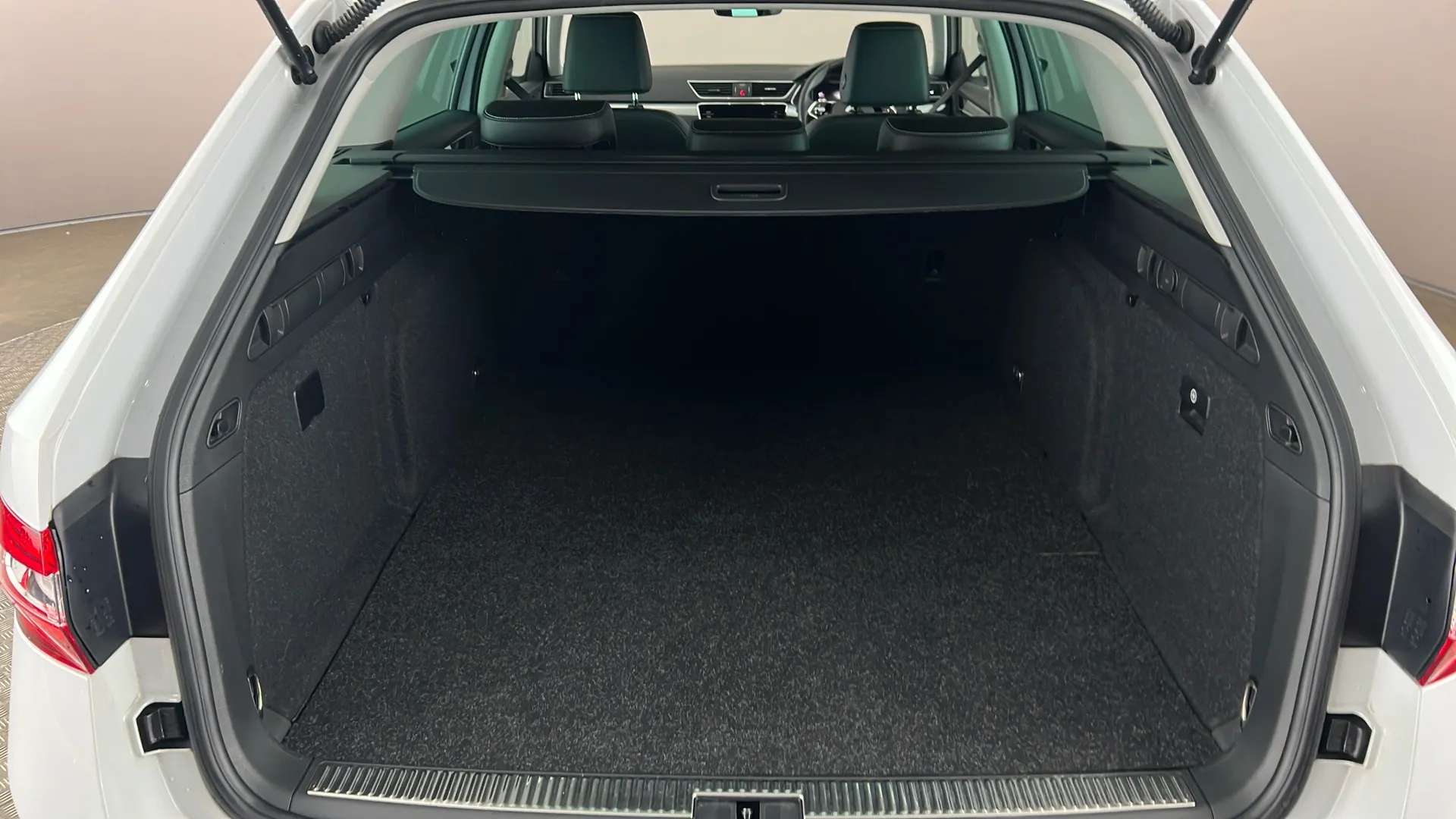 2023 SKODA SUPERB 2023 SKODA SUPERB