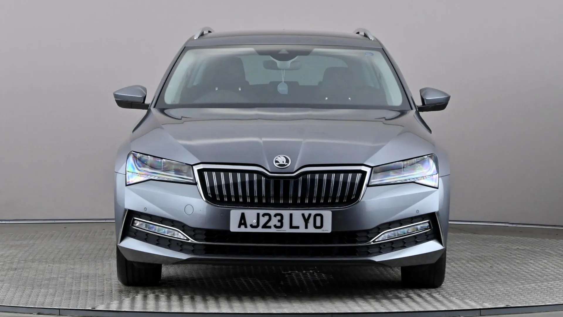A 2023 SKODA SUPERB 1.4 TSI iV SE Technology DSG A 2023 SKODA SUPERB 1.4 TSI iV SE Technology DSG
