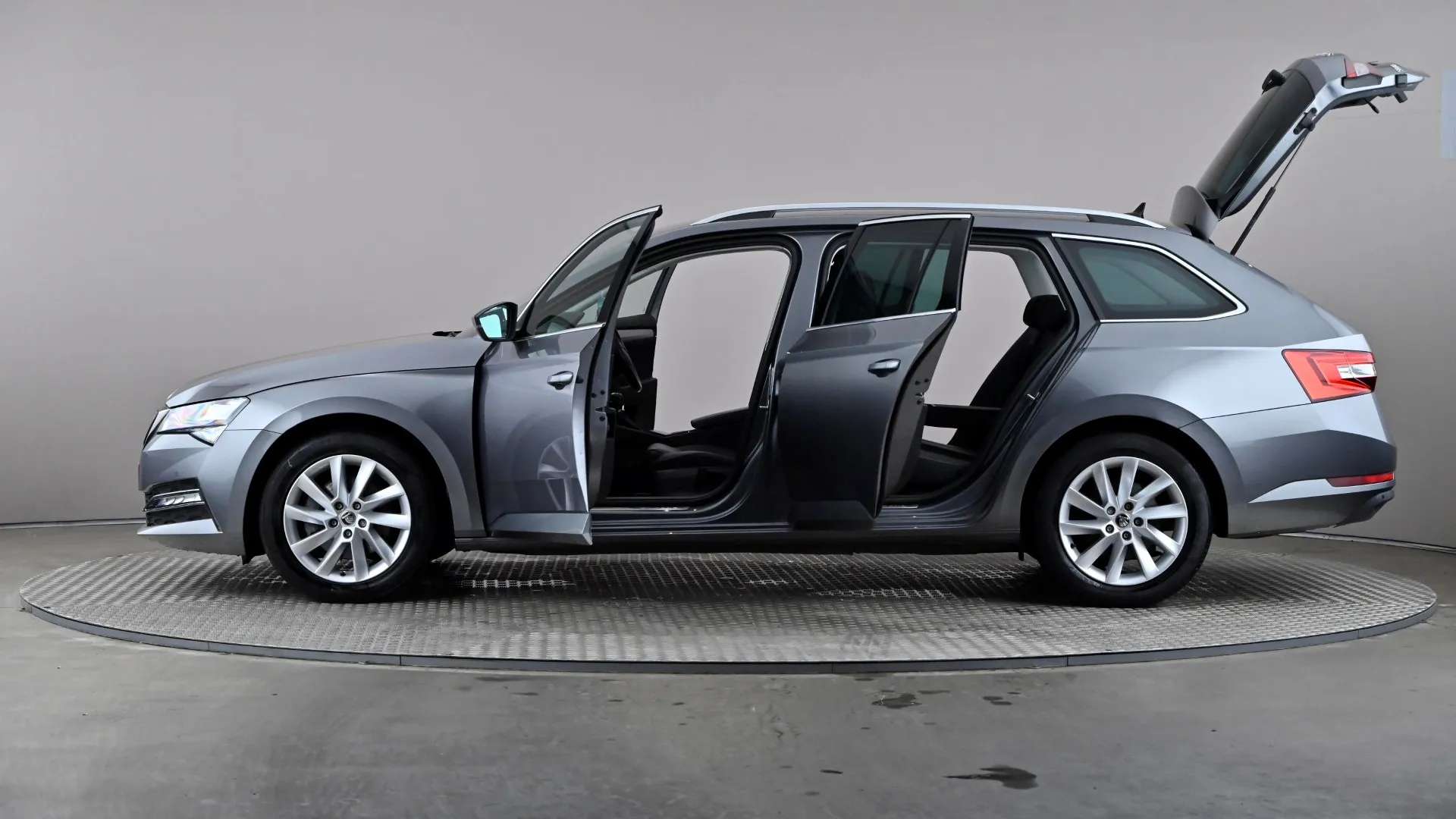 2023 SKODA SUPERB 2023 SKODA SUPERB