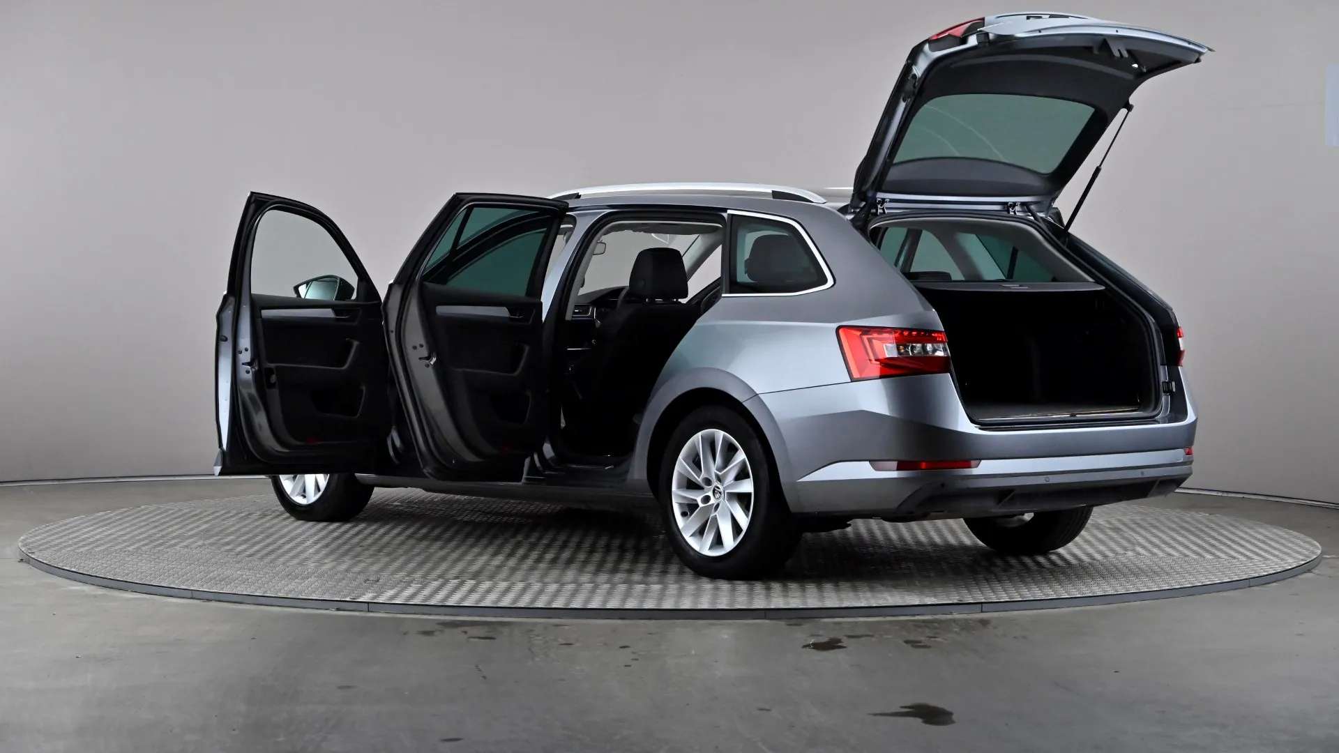 2023 SKODA SUPERB 2023 SKODA SUPERB