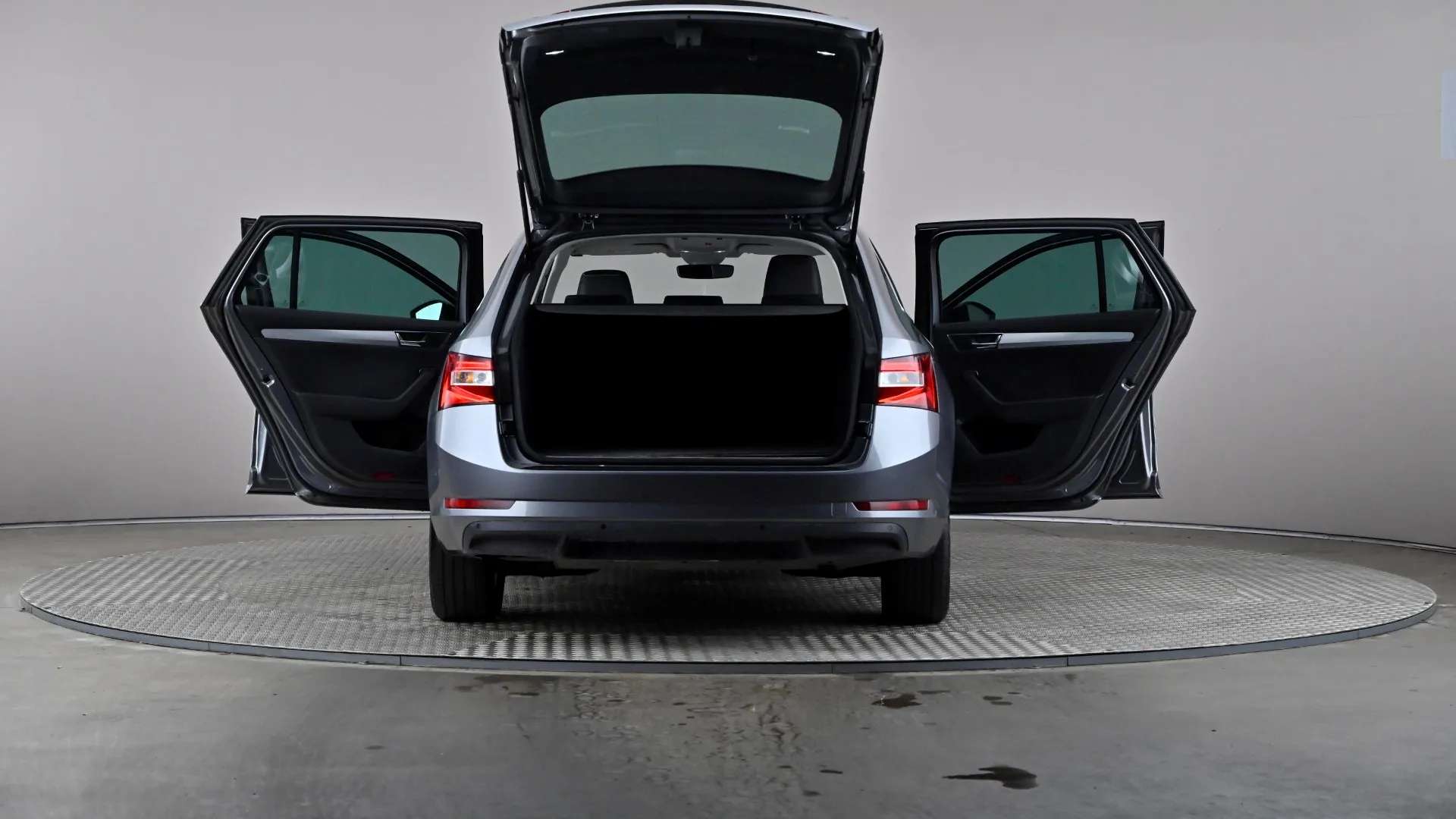 2023 SKODA SUPERB 2023 SKODA SUPERB