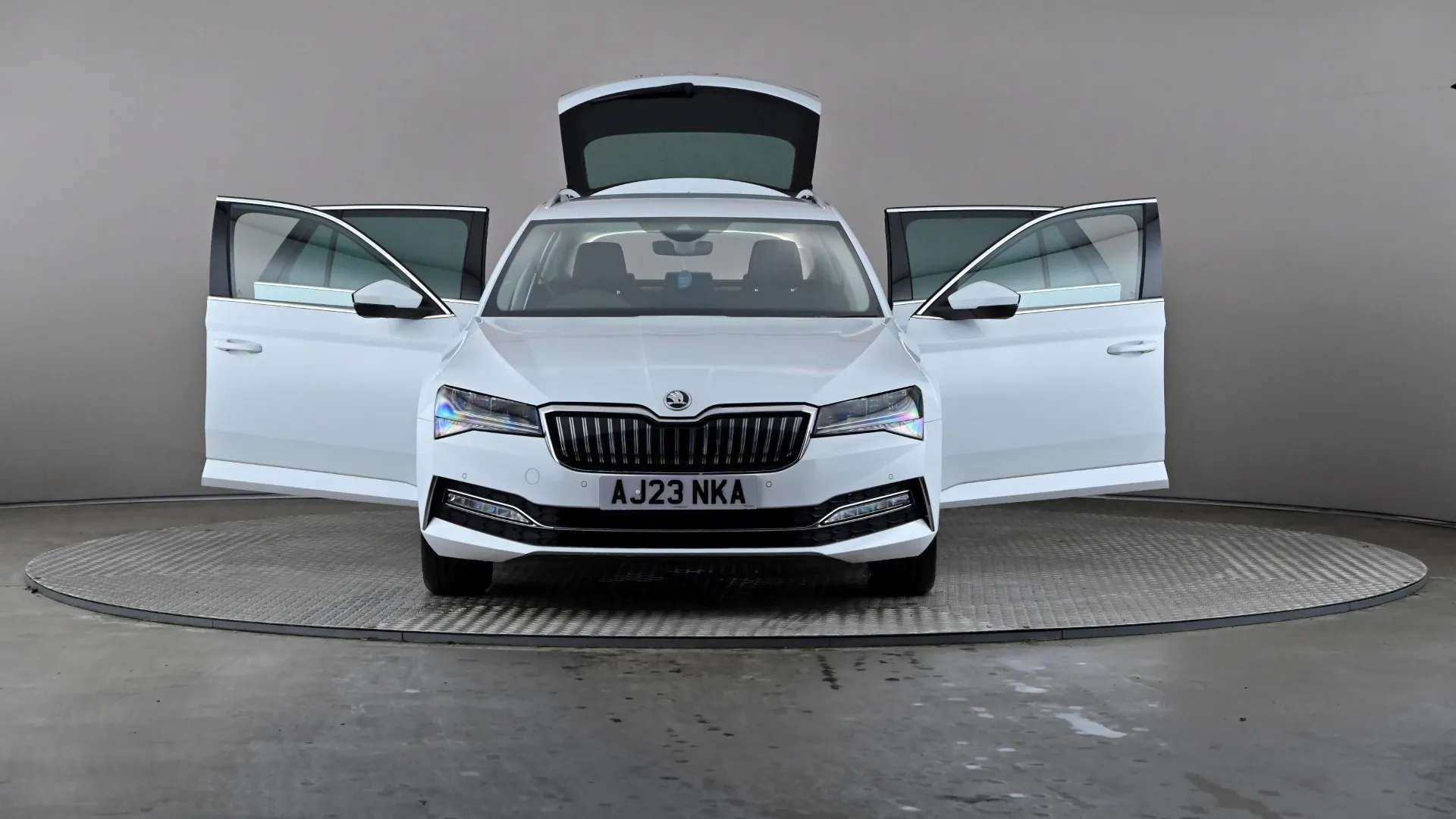 2023 SKODA SUPERB 2023 SKODA SUPERB