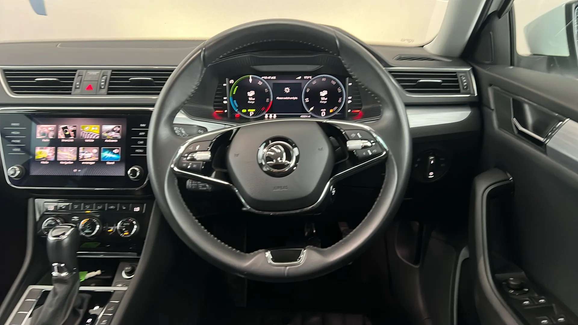 2023 SKODA SUPERB 2023 SKODA SUPERB
