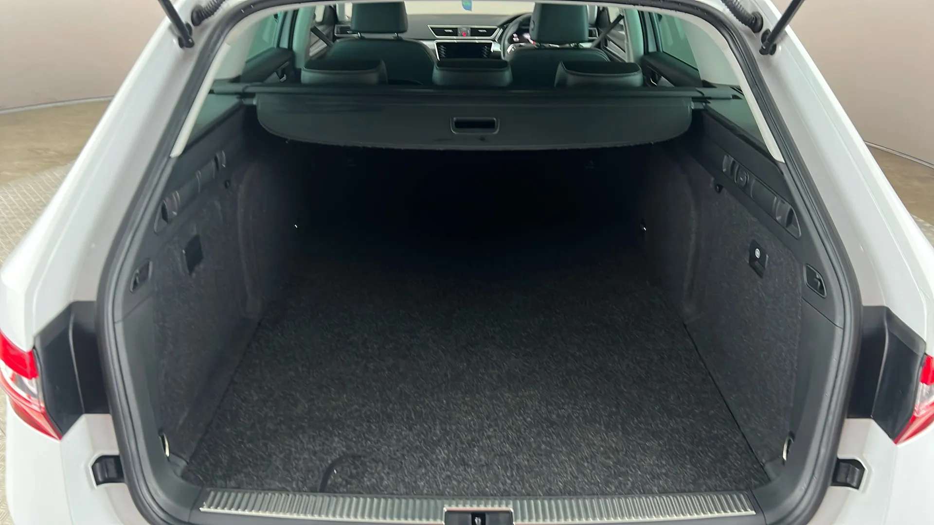 2023 SKODA SUPERB 2023 SKODA SUPERB