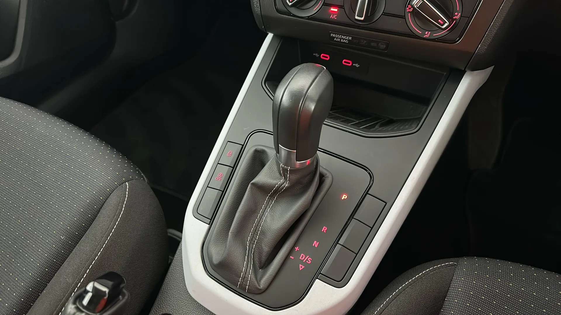 2023 SEAT ARONA 2023 SEAT ARONA