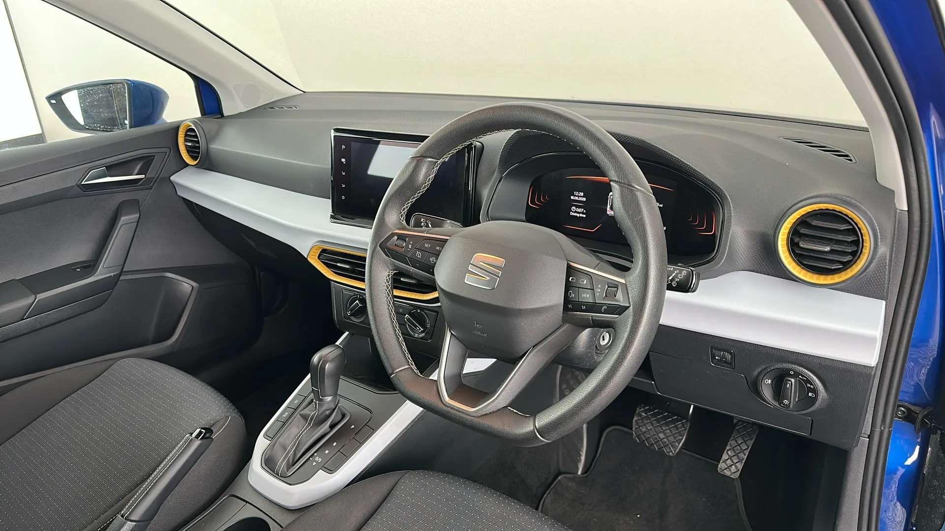 2023 SEAT ARONA 2023 SEAT ARONA