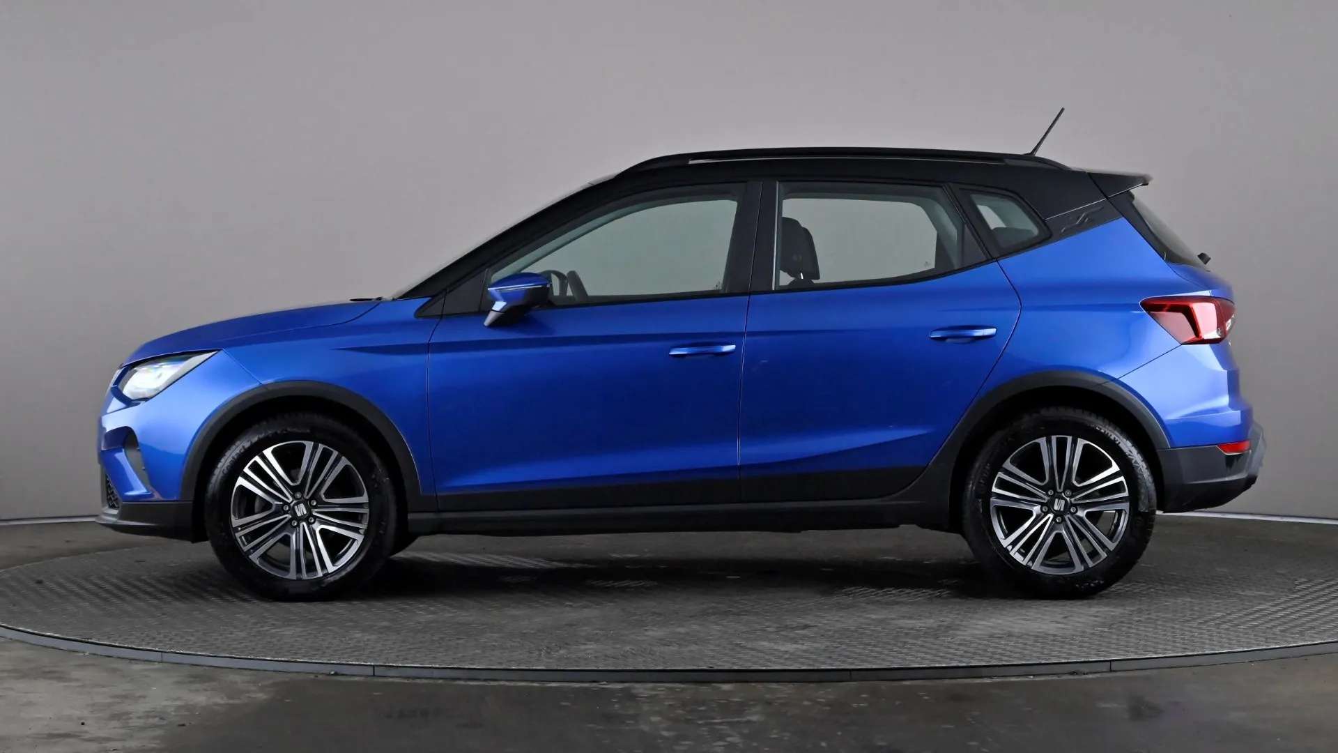 A 2023 SEAT ARONA 1.0 TSI 110 SE Technology DSG A 2023 SEAT ARONA 1.0 TSI 110 SE Technology DSG