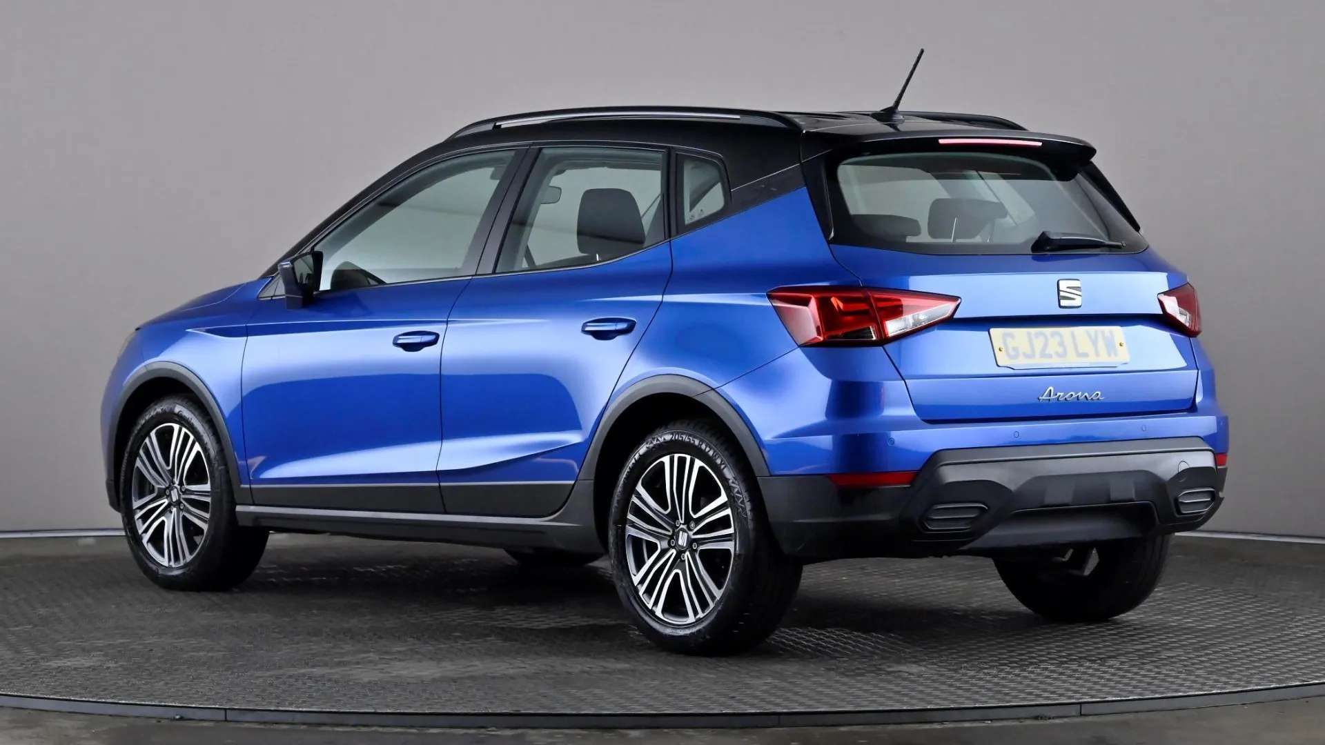 A 2023 SEAT ARONA 1.0 TSI 110 SE Technology DSG A 2023 SEAT ARONA 1.0 TSI 110 SE Technology DSG