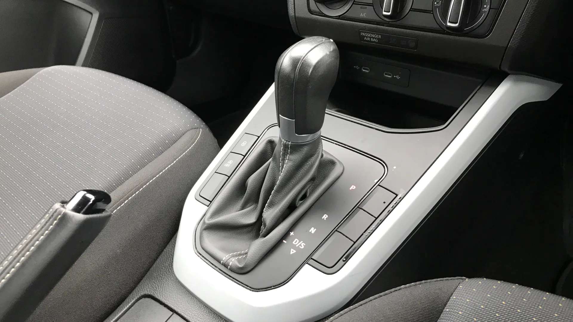 2023 SEAT ARONA 2023 SEAT ARONA