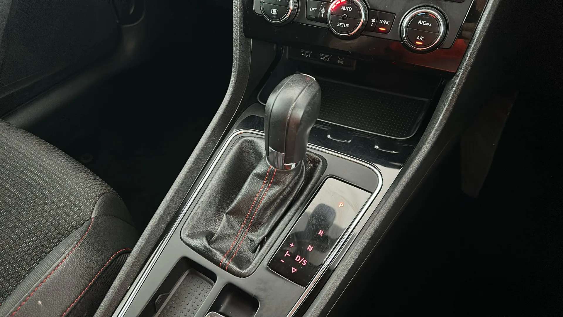 2018 SEAT LEON 2018 SEAT LEON