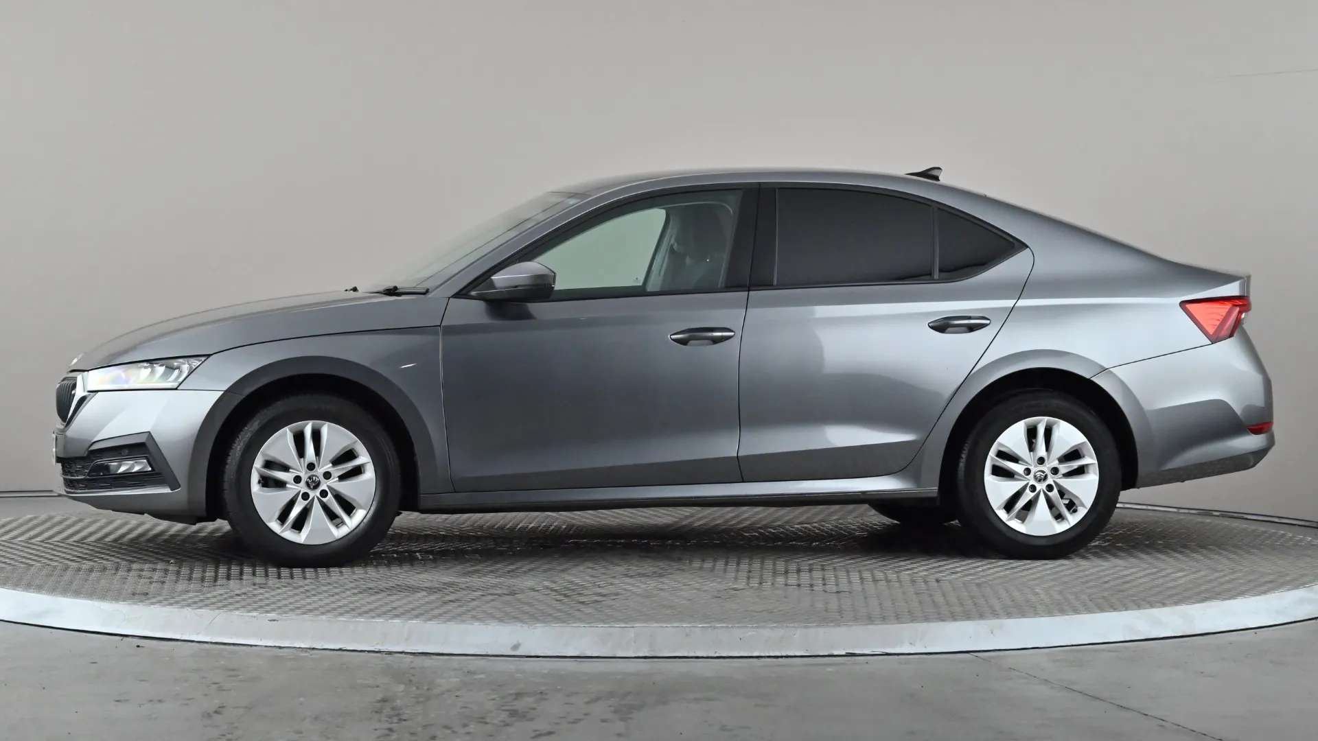 A 2023 SKODA OCTAVIA 2.0 TDI SE Technology DSG A 2023 SKODA OCTAVIA 2.0 TDI SE Technology DSG
