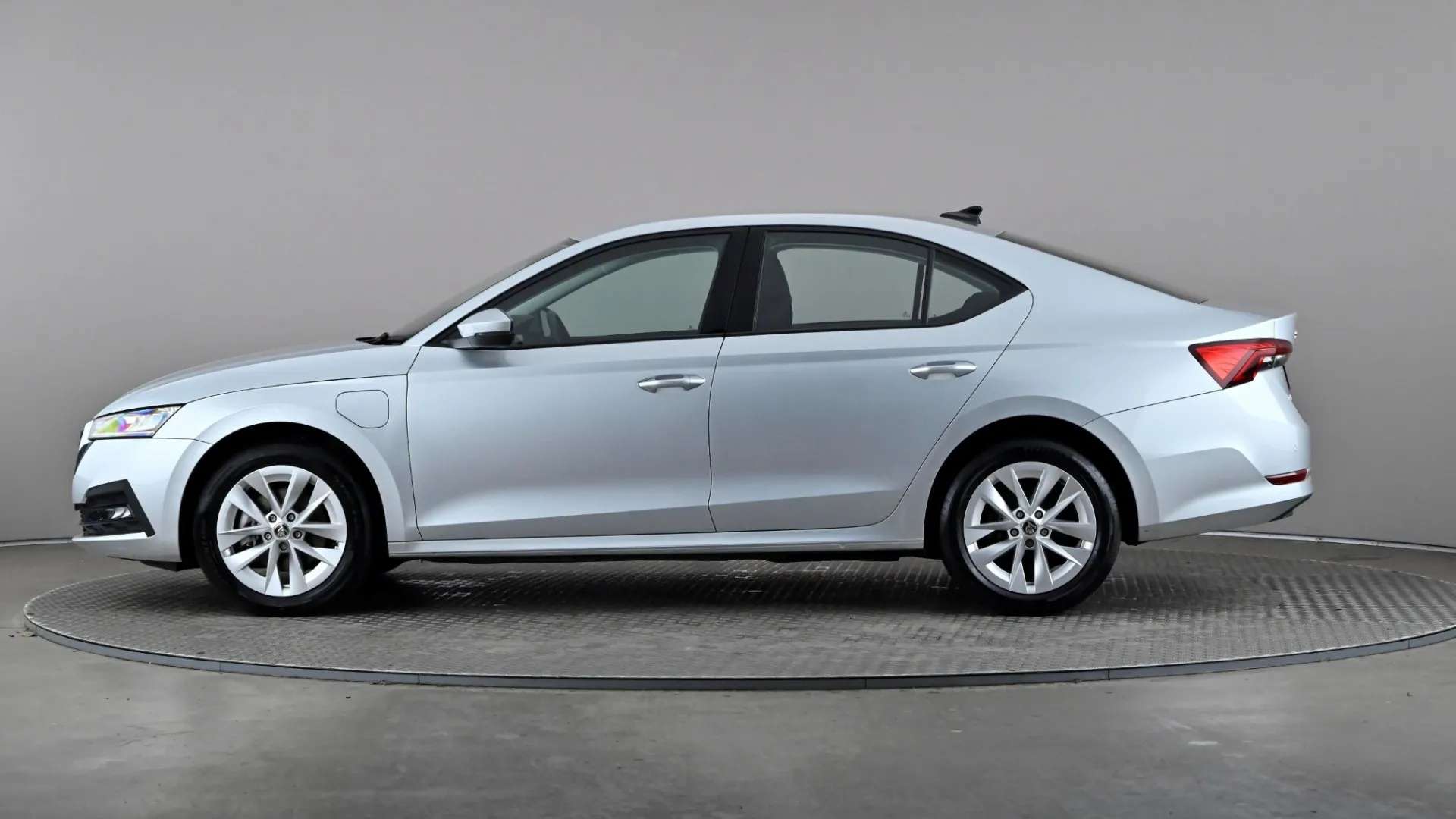 A 2024 SKODA OCTAVIA 1.4 TSI iV SE Technology DSG A 2024 SKODA OCTAVIA 1.4 TSI iV SE Technology DSG