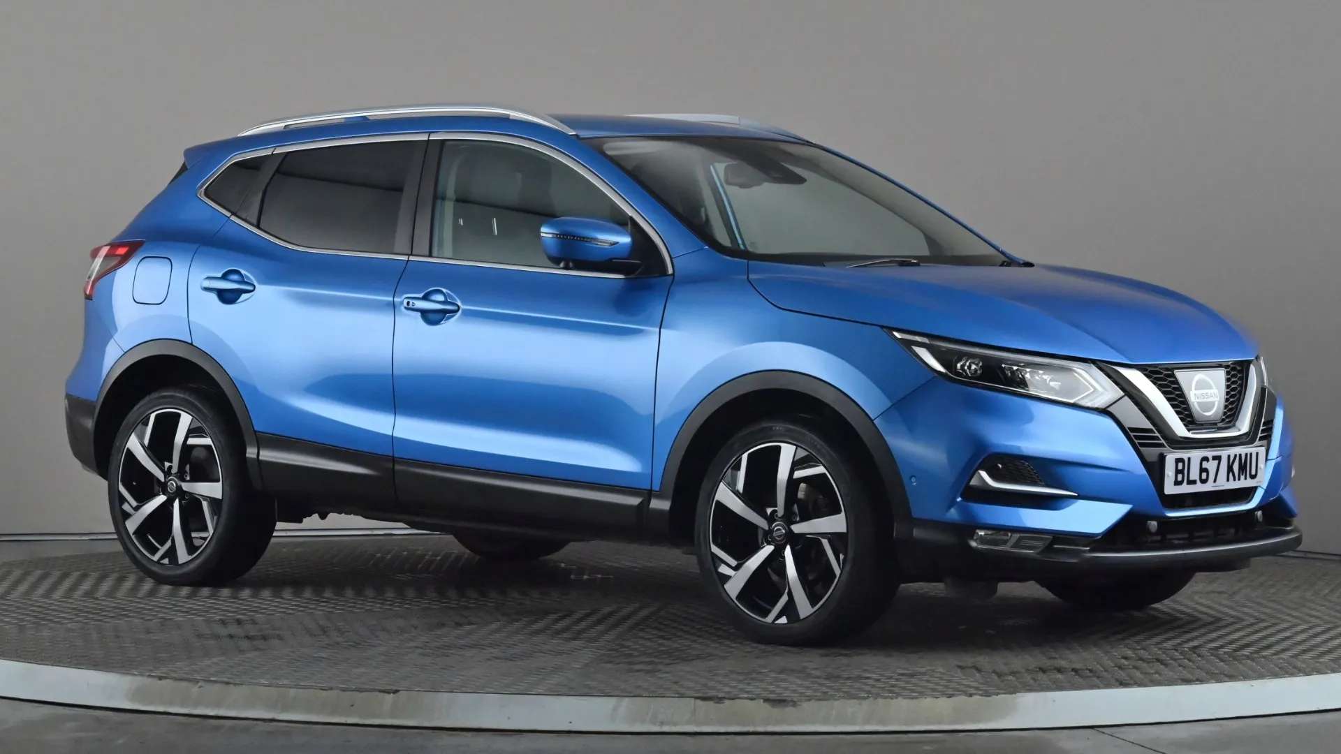 A 2017 NISSAN QASHQAI 1.2 DiG-T Tekna Xtronic A 2017 NISSAN QASHQAI 1.2 DiG-T Tekna Xtronic
