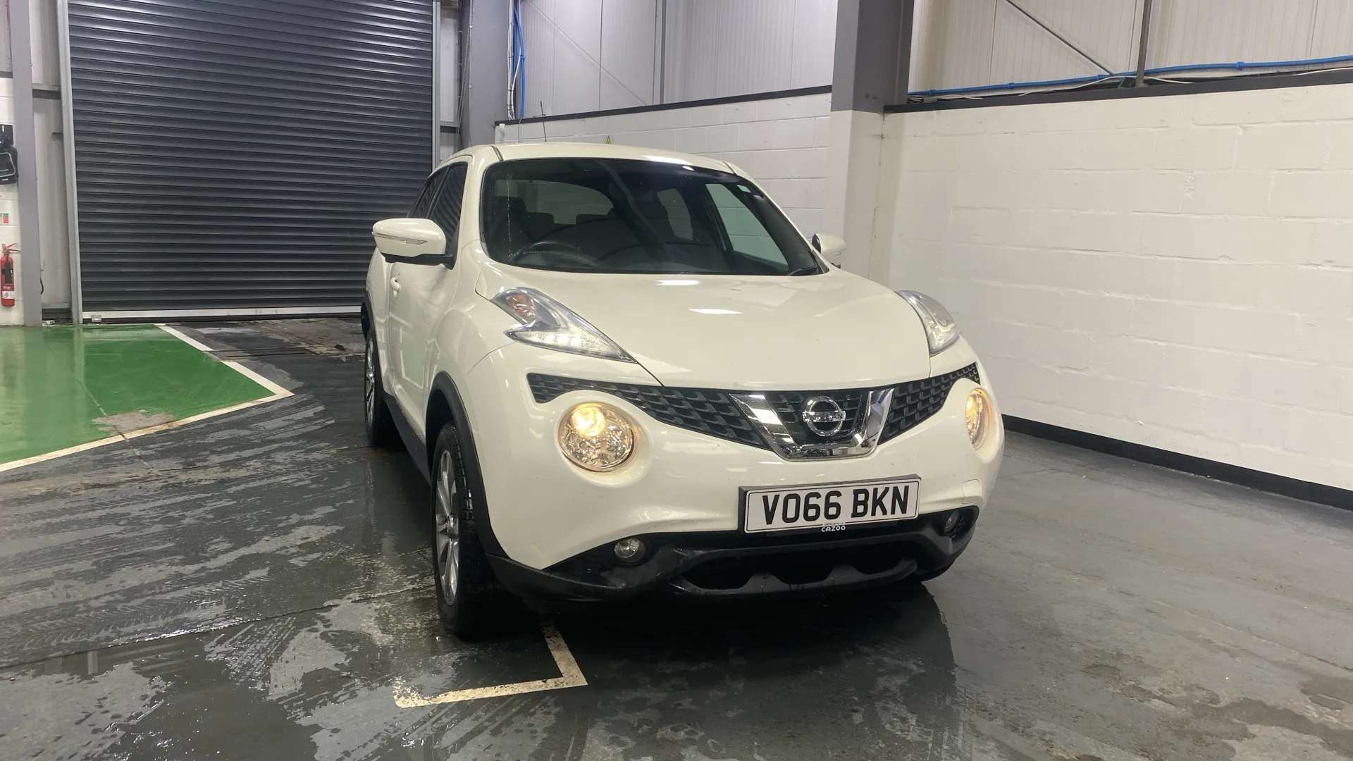 A 2016 NISSAN JUKE 1.6 Tekna Xtronic A 2016 NISSAN JUKE 1.6 Tekna Xtronic