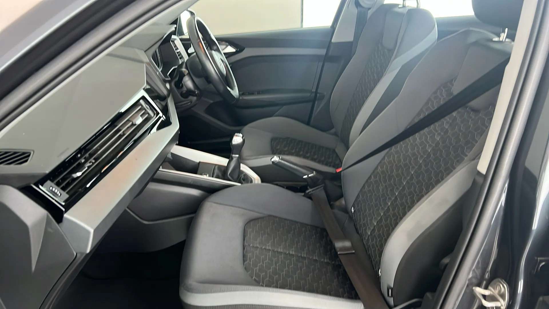 2023 AUDI A1 2023 AUDI A1