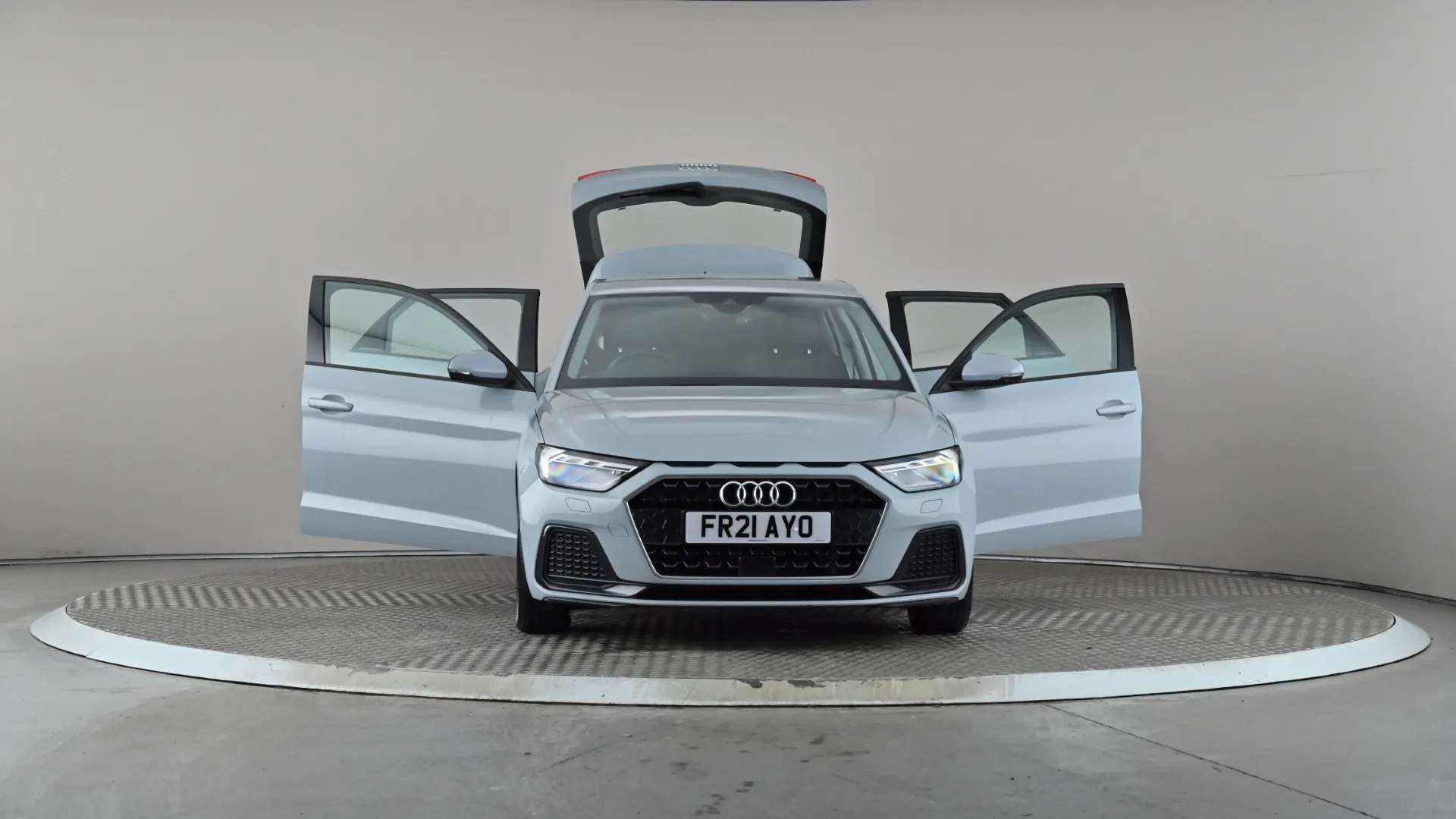 2021 AUDI A1 2021 AUDI A1