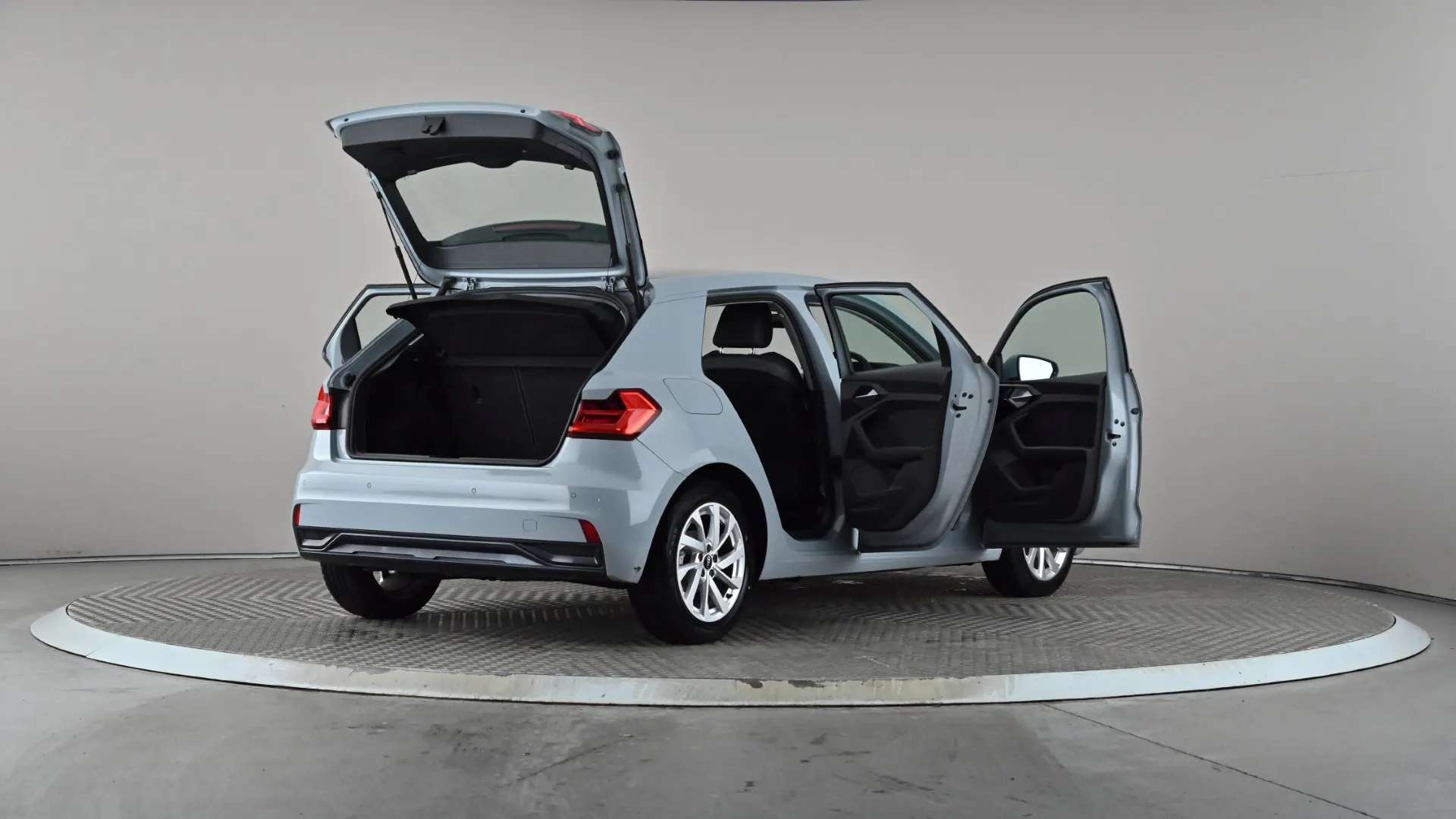 2021 AUDI A1 2021 AUDI A1