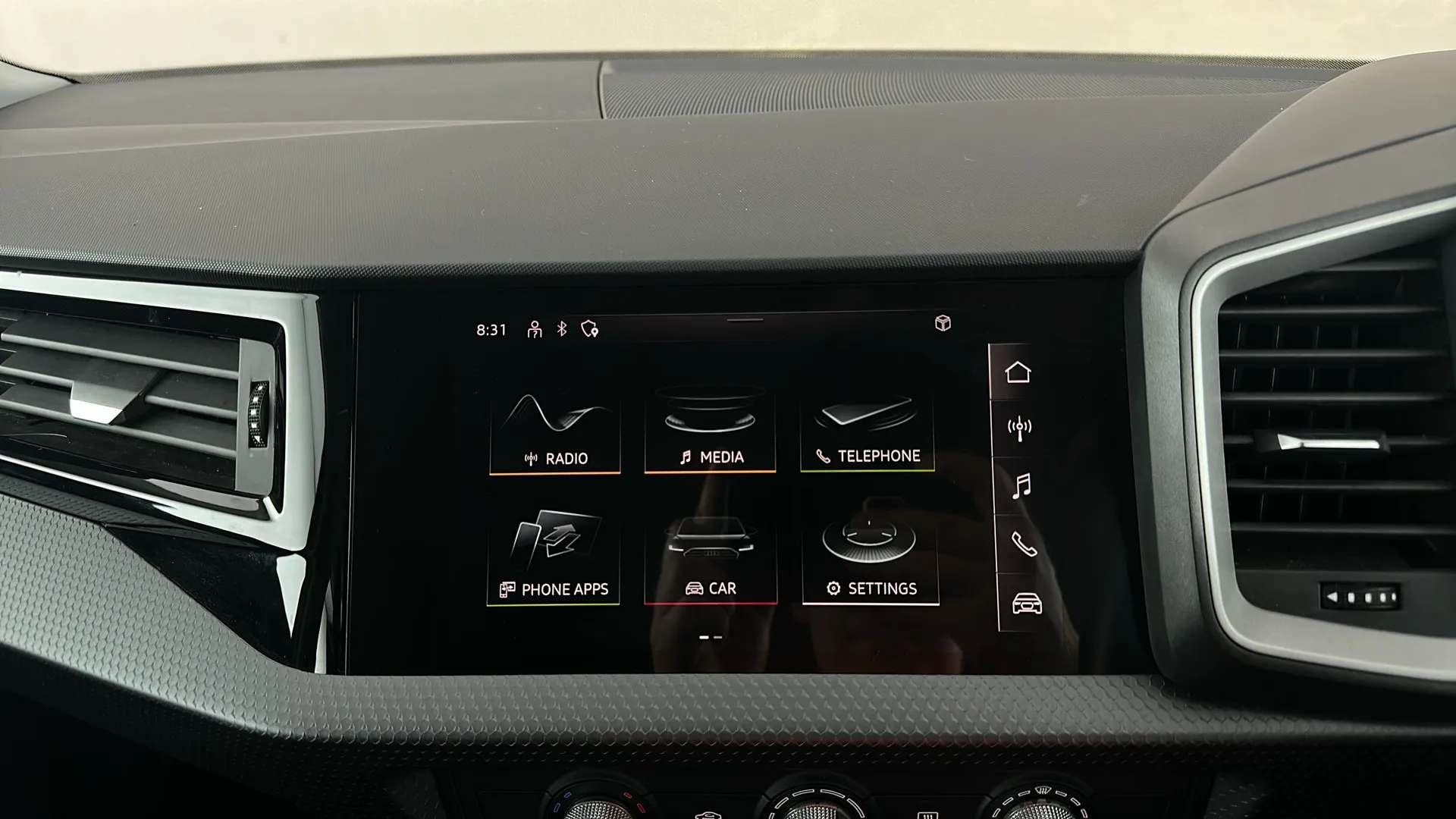 2021 AUDI A1 2021 AUDI A1