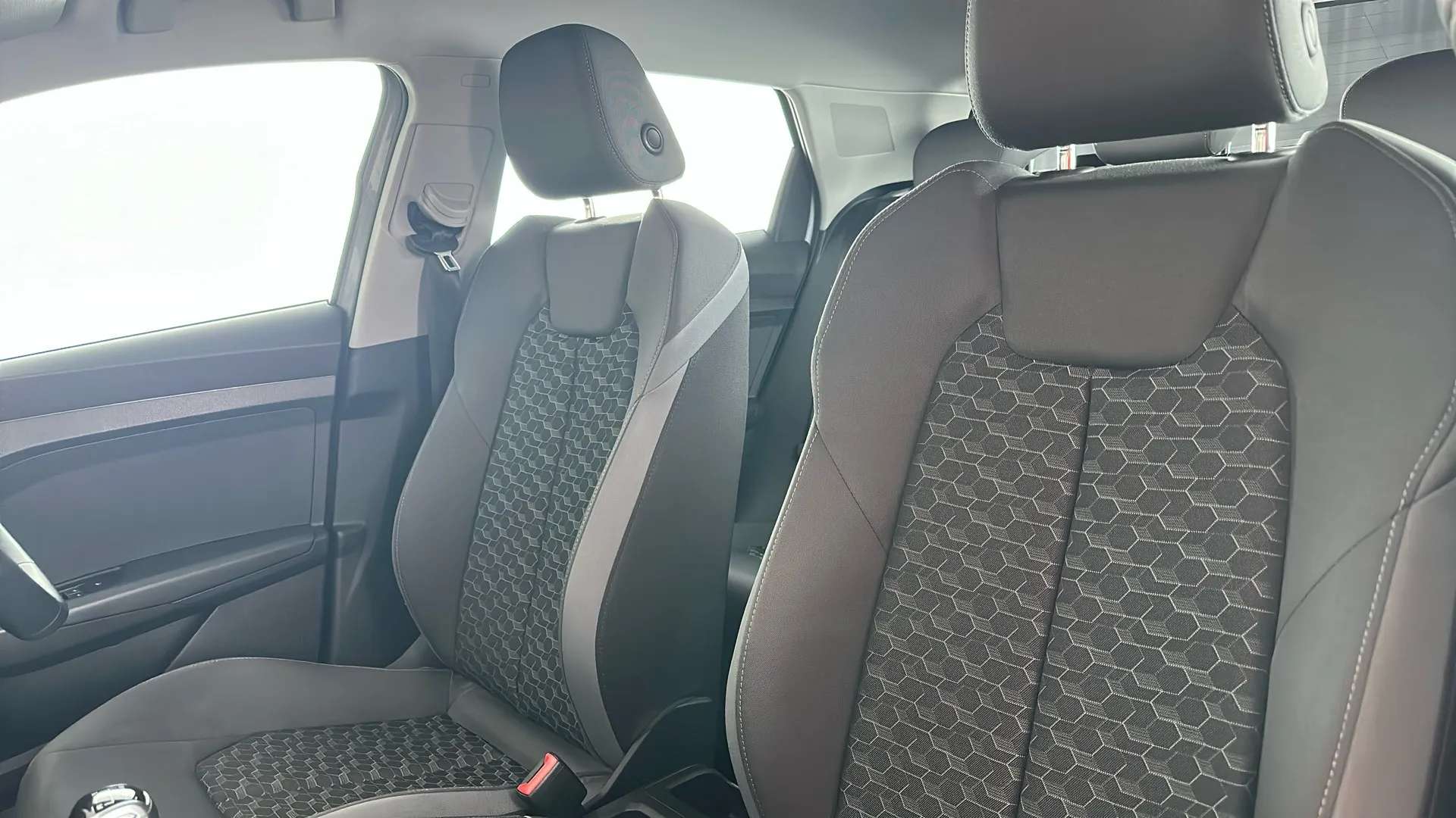 2021 AUDI A1 2021 AUDI A1