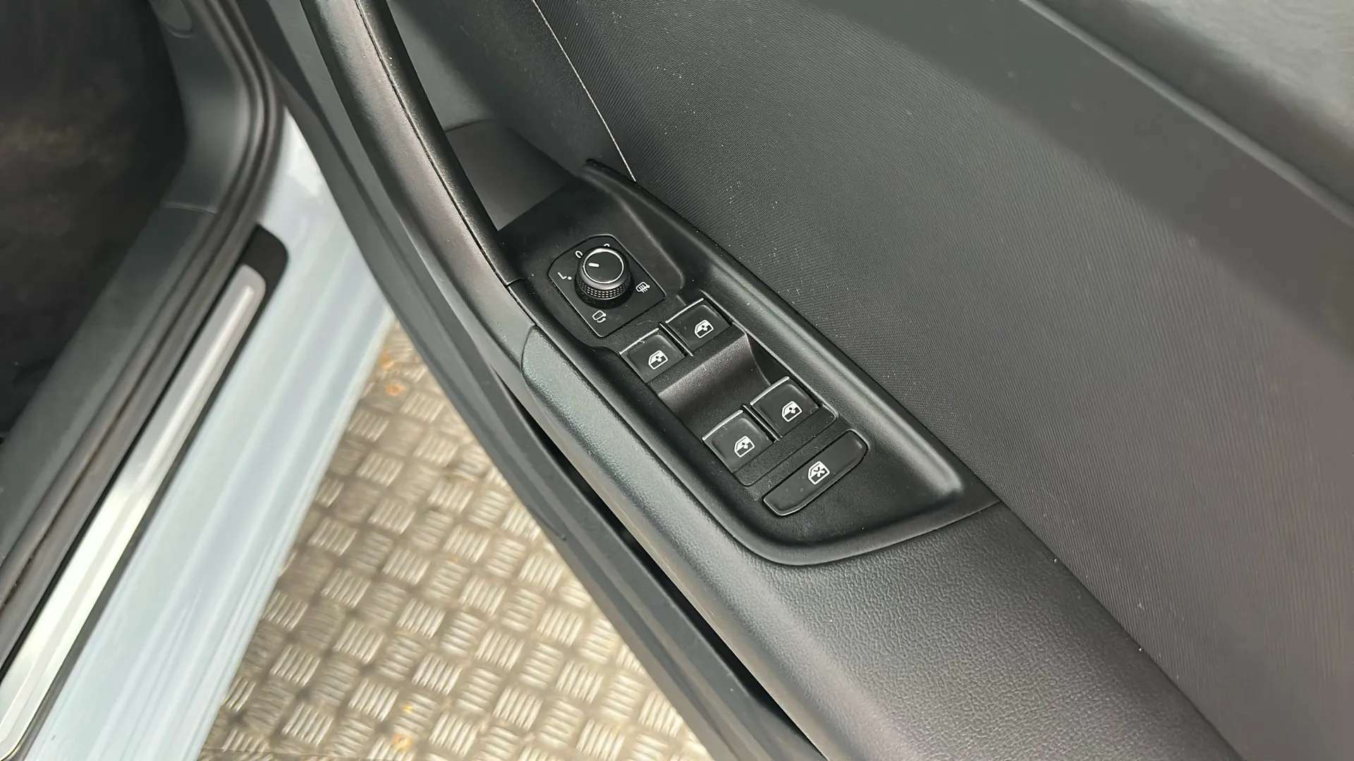 2021 AUDI A1 2021 AUDI A1