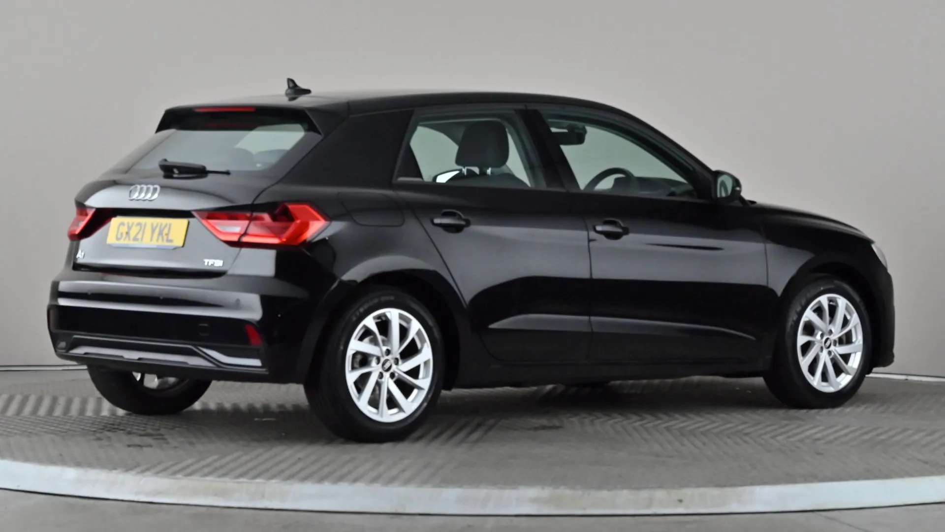 2021 AUDI A1 2021 AUDI A1