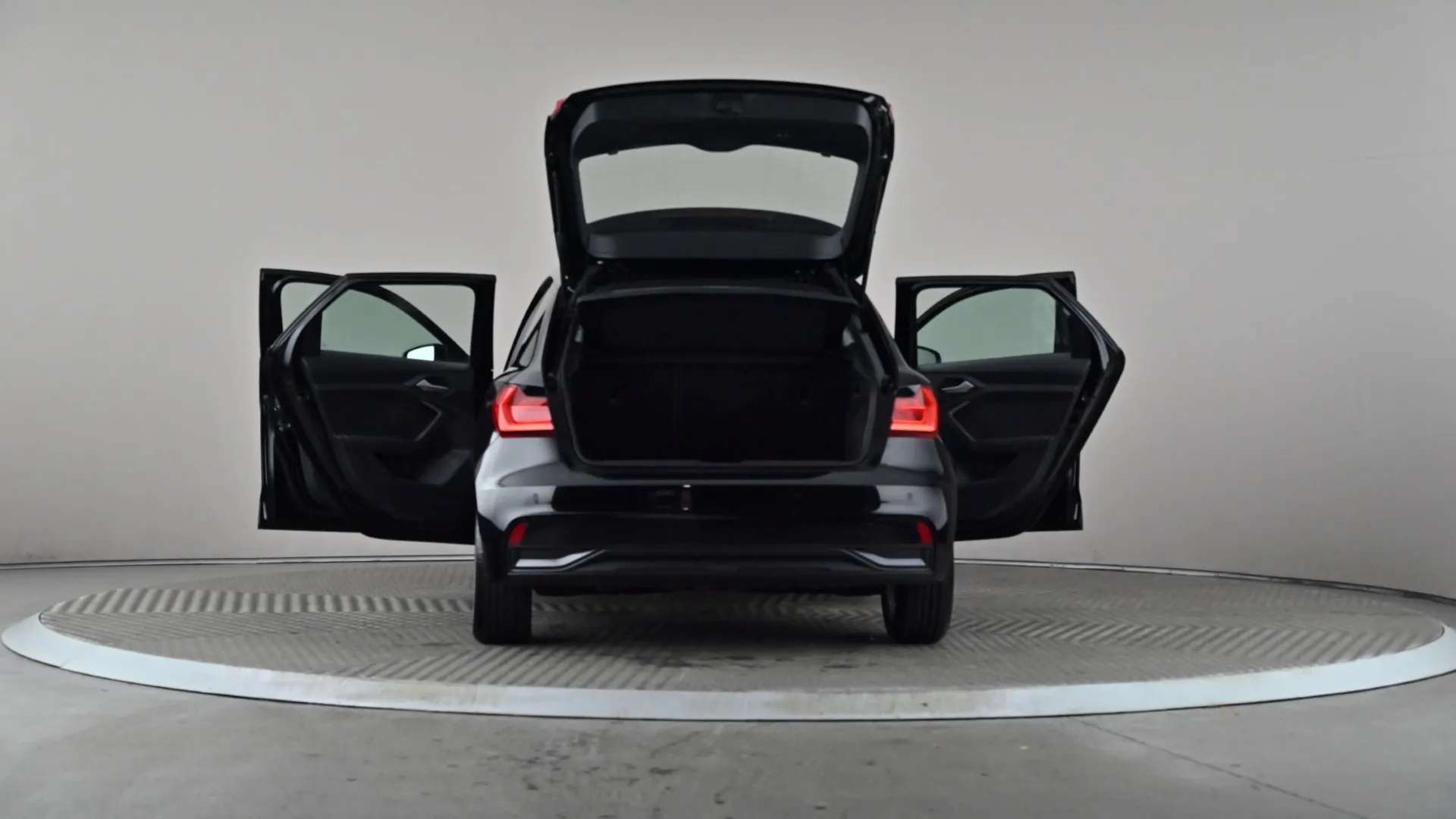 2021 AUDI A1 2021 AUDI A1