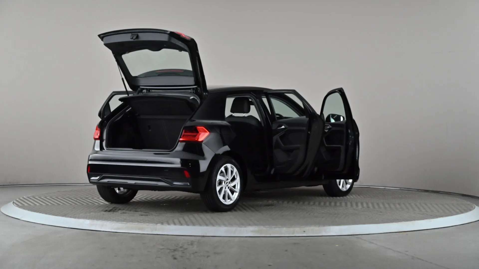 2021 AUDI A1 2021 AUDI A1