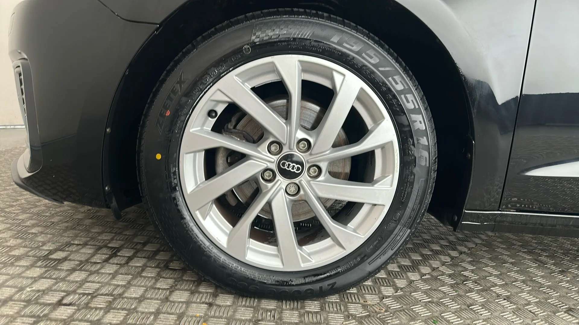 2021 AUDI A1 2021 AUDI A1