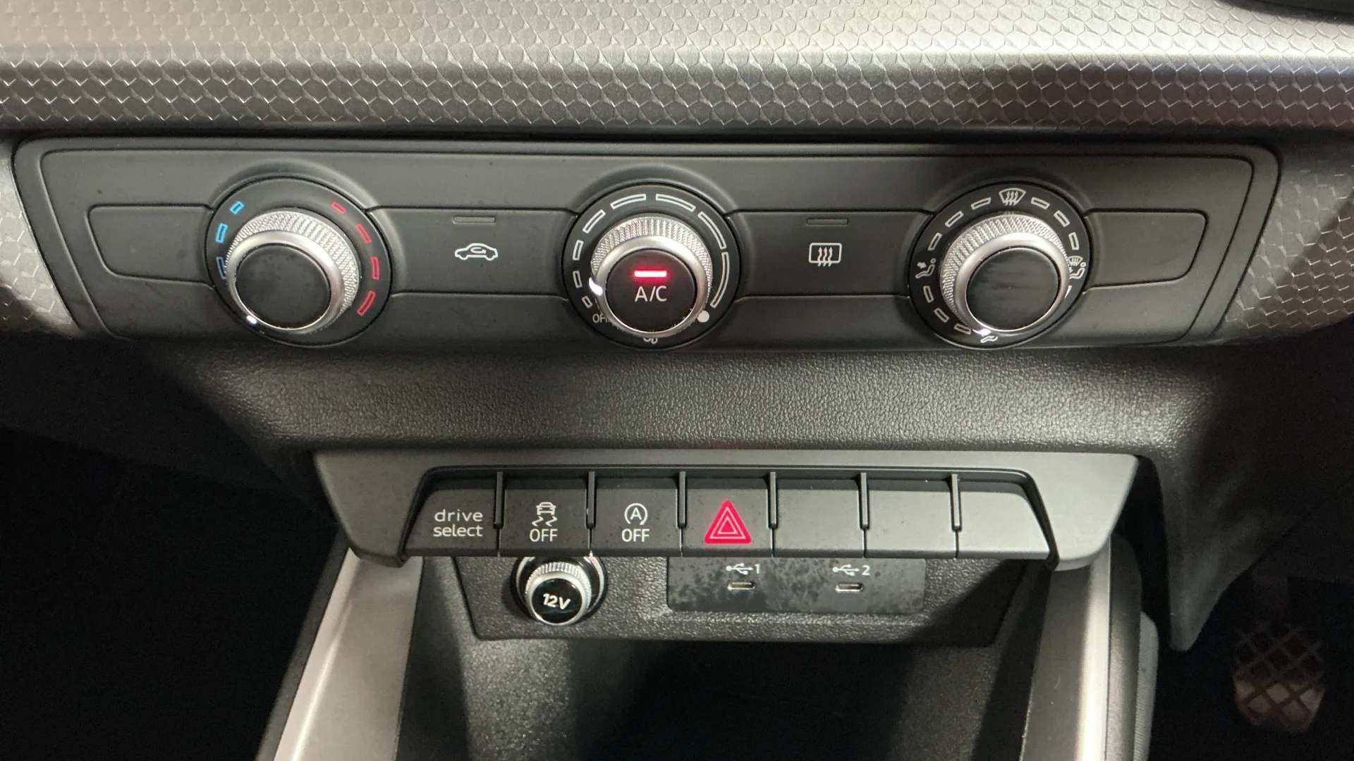 2023 AUDI A1 2023 AUDI A1